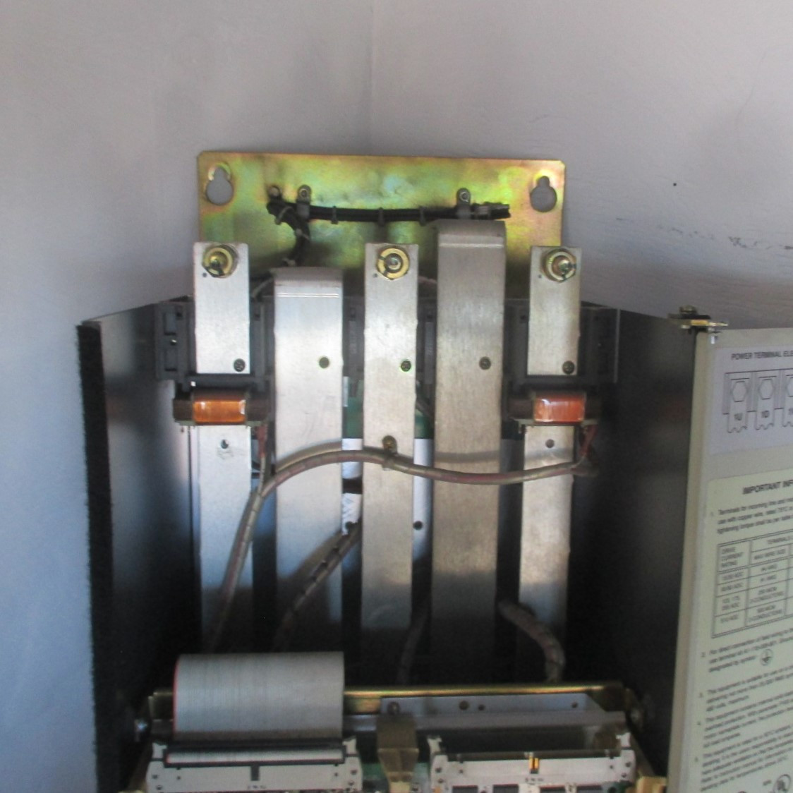 Siemens SIMOREG A1-116-210-513 Microprocessor DC Drive 6RA2483-2FS22 300HP 510A (AH0512-1)