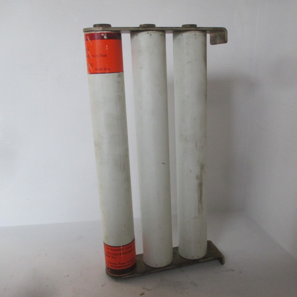 Gould Shawmut 225-007-979 Current Limiting Power Fuse CL-14 200E Amps 15.5KV Max (AH0525-3)