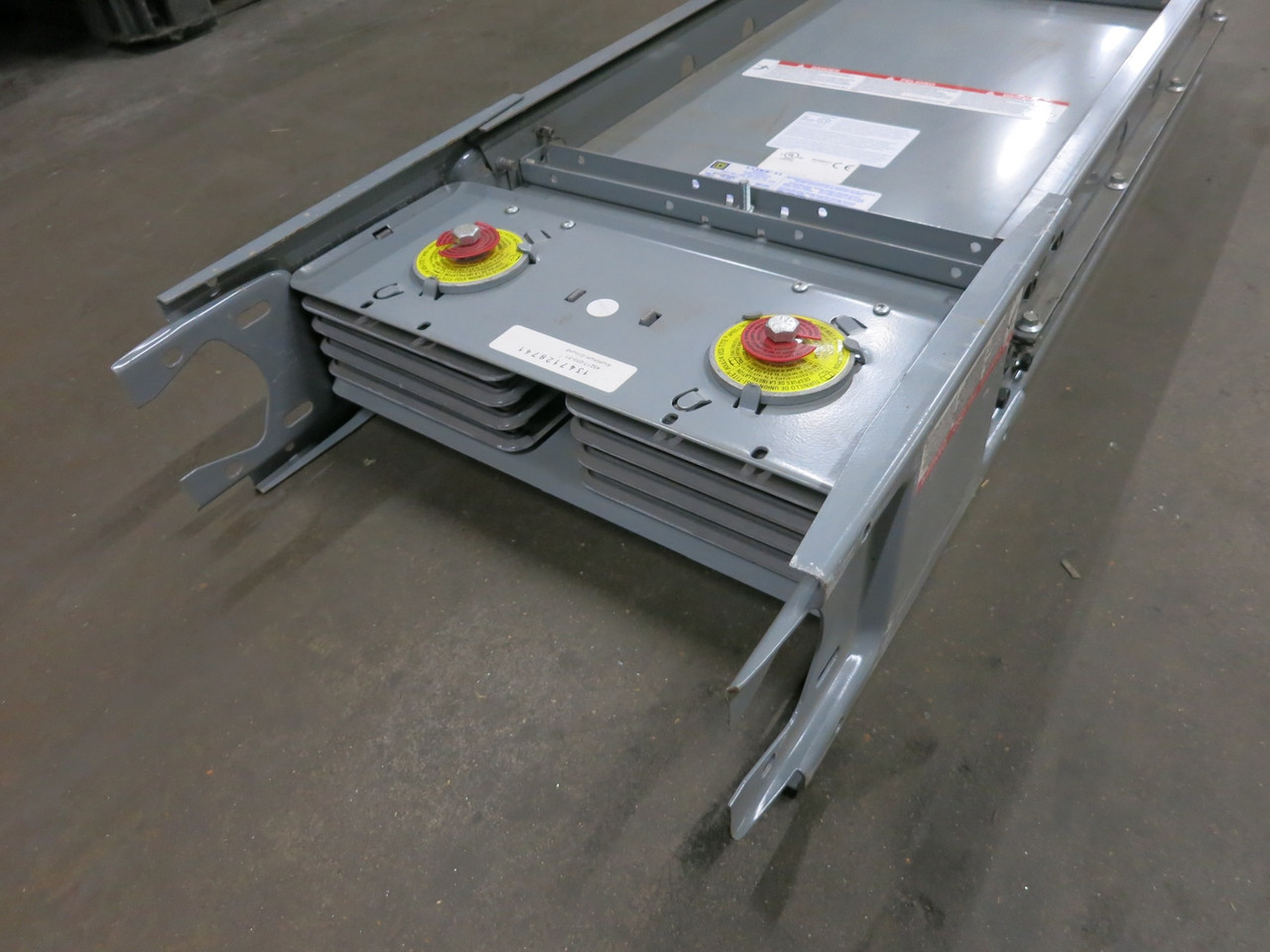 NEW Square D AF2325G35ST 2500A 600V I-Line II Busway Feeder 3PH 3W 2500 Amp 35" (DW7073-1)