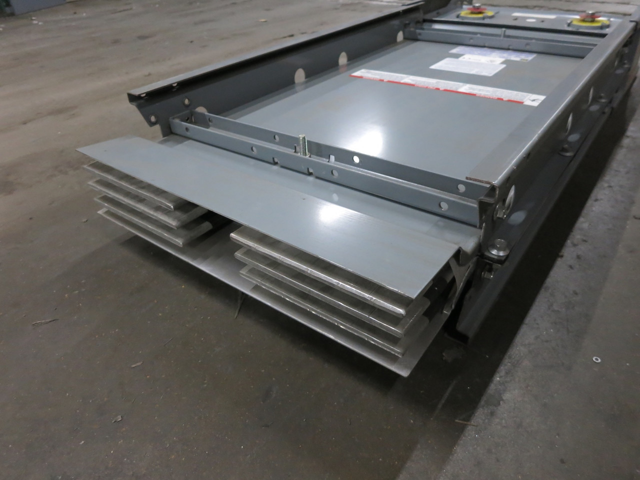 NEW Square D AF2325G35ST 2500A 600V I-Line II Busway Feeder 3PH 3W 2500 Amp 35" (DW7073-1)