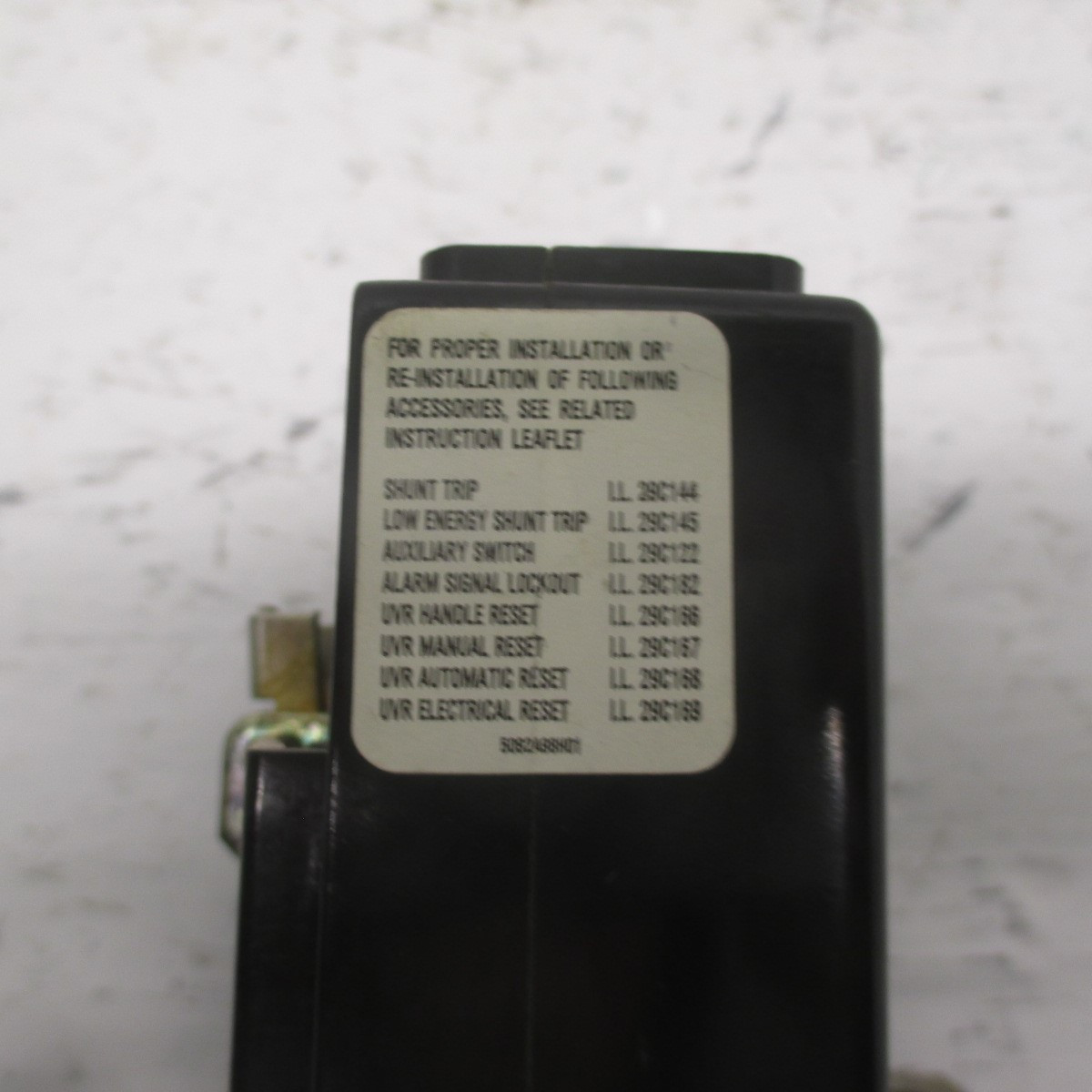 Cutler Hammer KT3225T 225A Thermal Magnetic Circuit Breaker Trip Unit CH 225 Amp (AH0538-1)