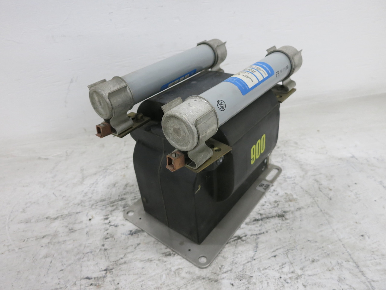 ABB 7525A51G19 VIY-60 Voltage Transformer Ratio 7.5:1 900/1560Y 900-120 (DW7081-3)