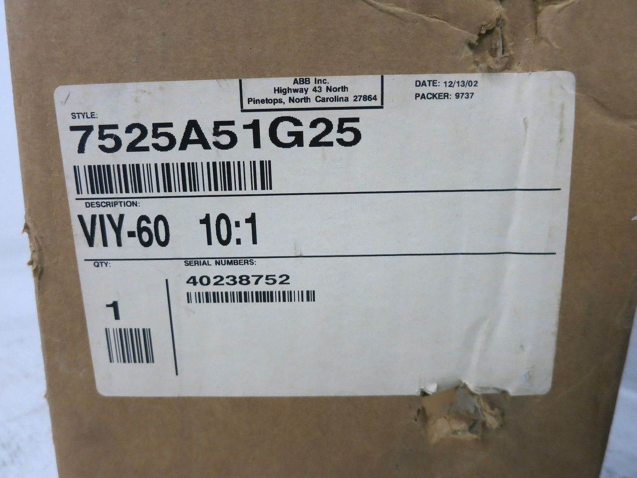 2nd Image of DW7077