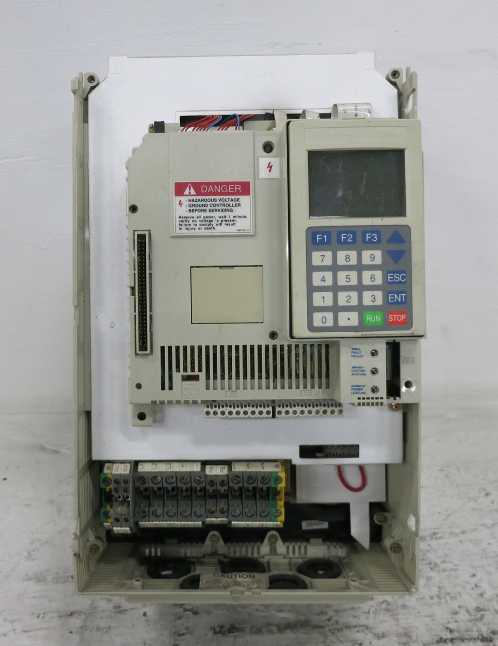 Telemecanique ATV66D16N4 Altivar 66 AC VS Drive 20HP 15kW 460V ATV66-D116N4 (DW7075-1)