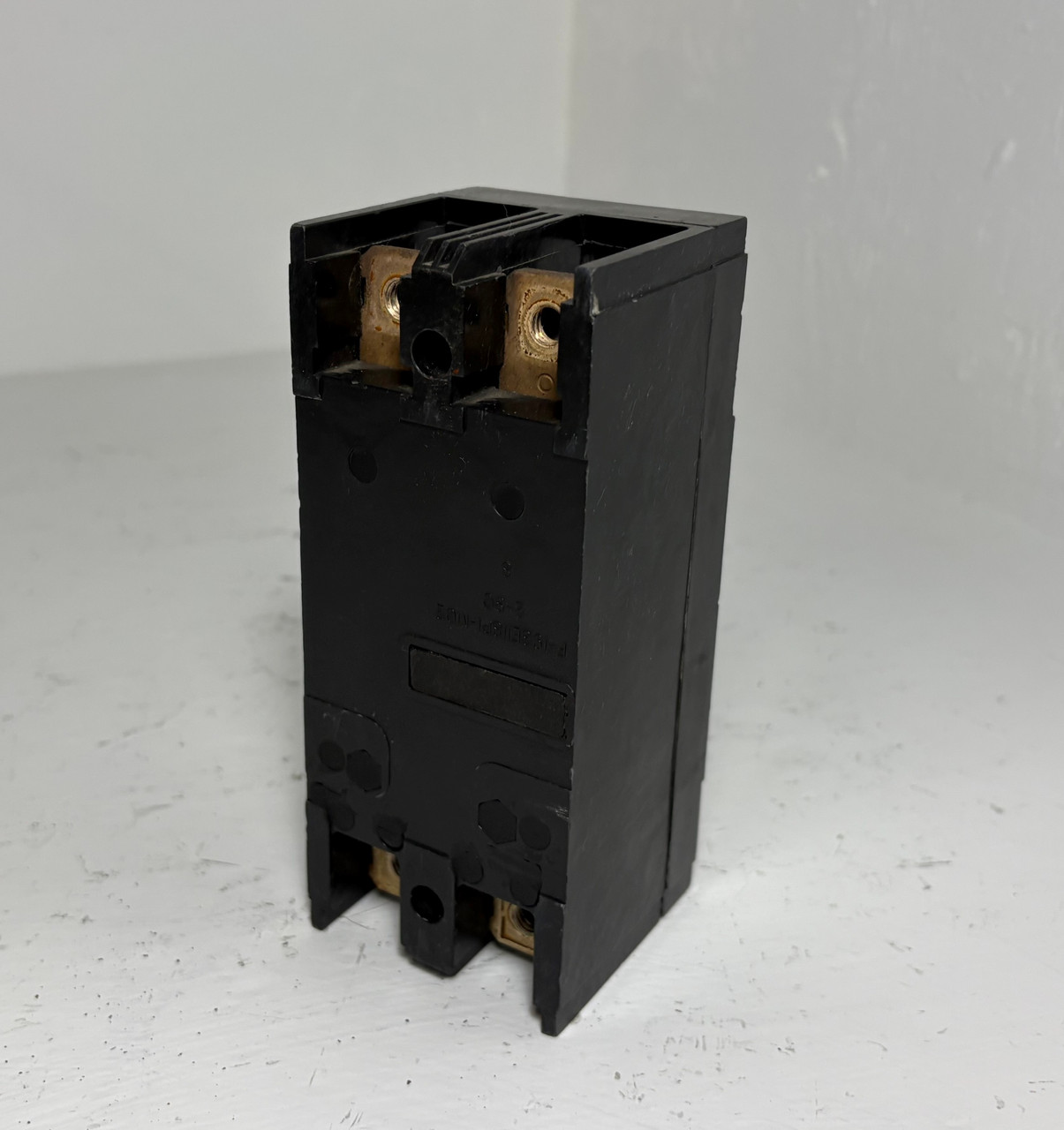 GE TQD22Y225LL 225A 2 Pole Molded Case Switch 2P 240V 225 Amp General Electric (EM5443-1)