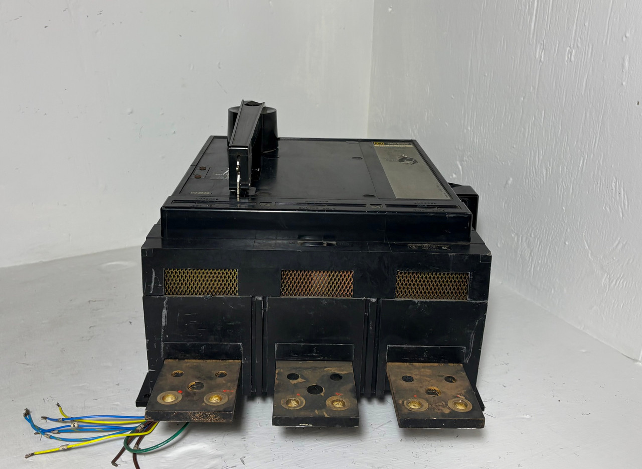 Square D PHF3616001680 2000A Breaker w/ 1600 Amp Trip Aux & UVR PAL PHF 600V 3P (EM5445-1)