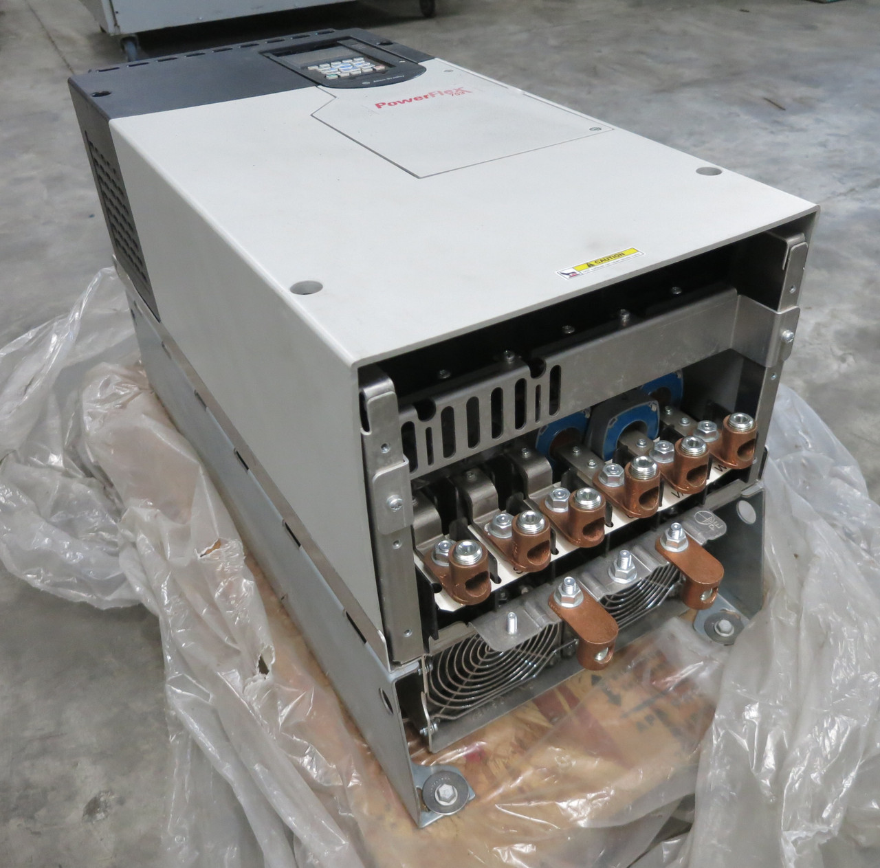 (FOR PARTS) Allen Bradley 125 HP PowerFlex 753 480V AC VS Drive VFD 156A 480 VAC (DW7088-1)