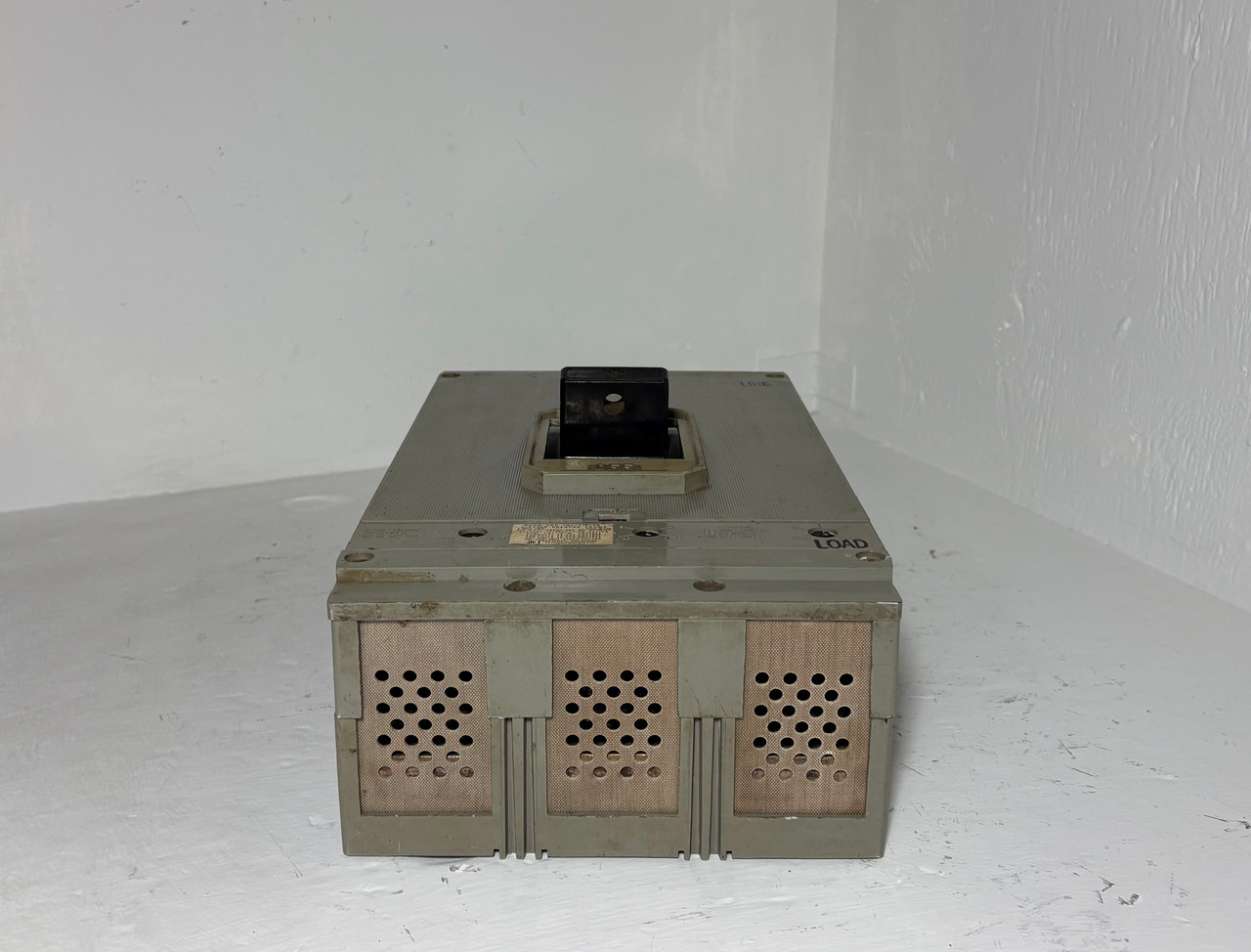 I-T-E HP3F160 1600A Circuit Breaker w 1200 Amp Trip HP3-F160 600V 3P ITE Siemens (EM5448-1)
