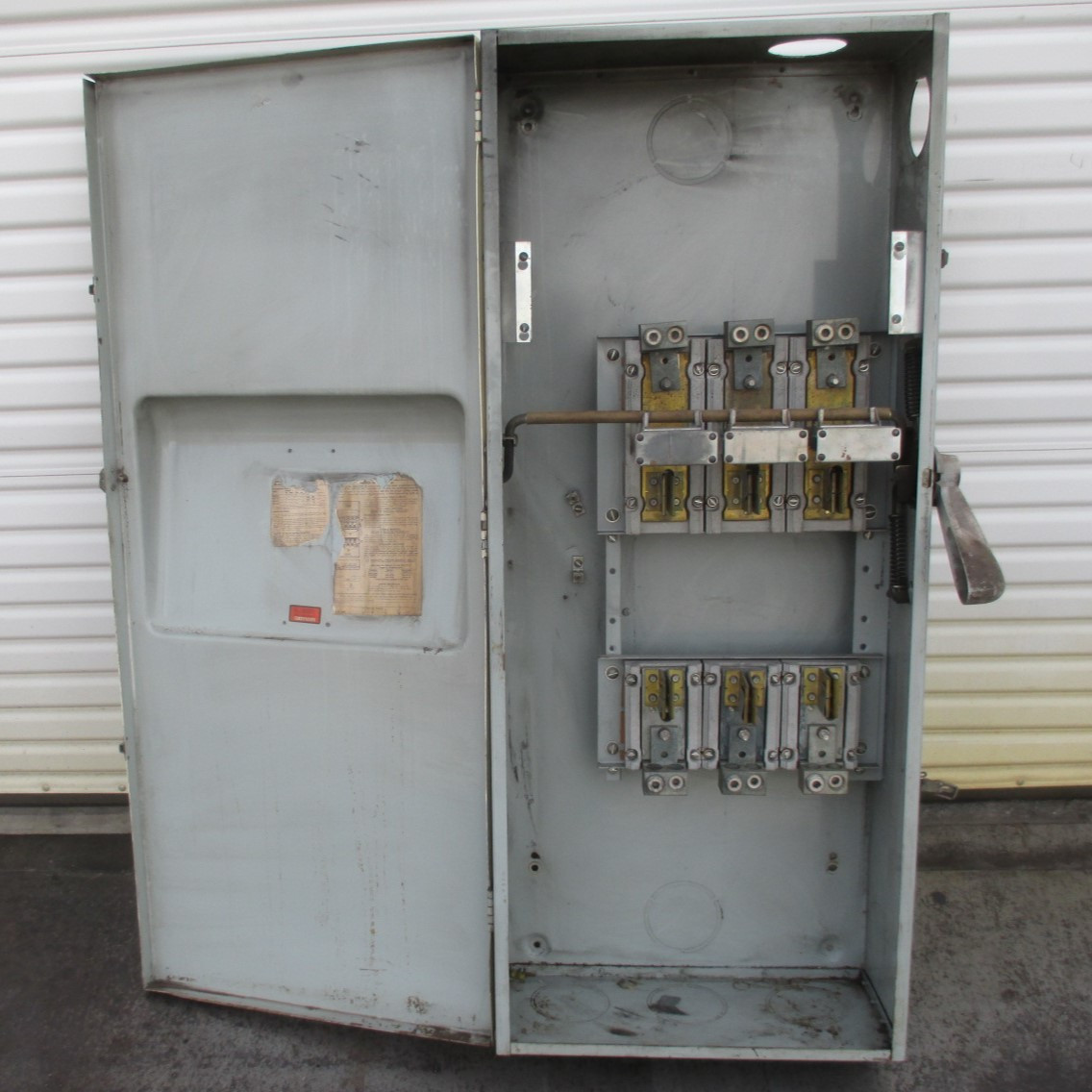 ITE F356 600A 600V Heavy Duty Fusible Safety Vacu-Break Switch 3PH 600 Amp I-T-E (AH0560-2)