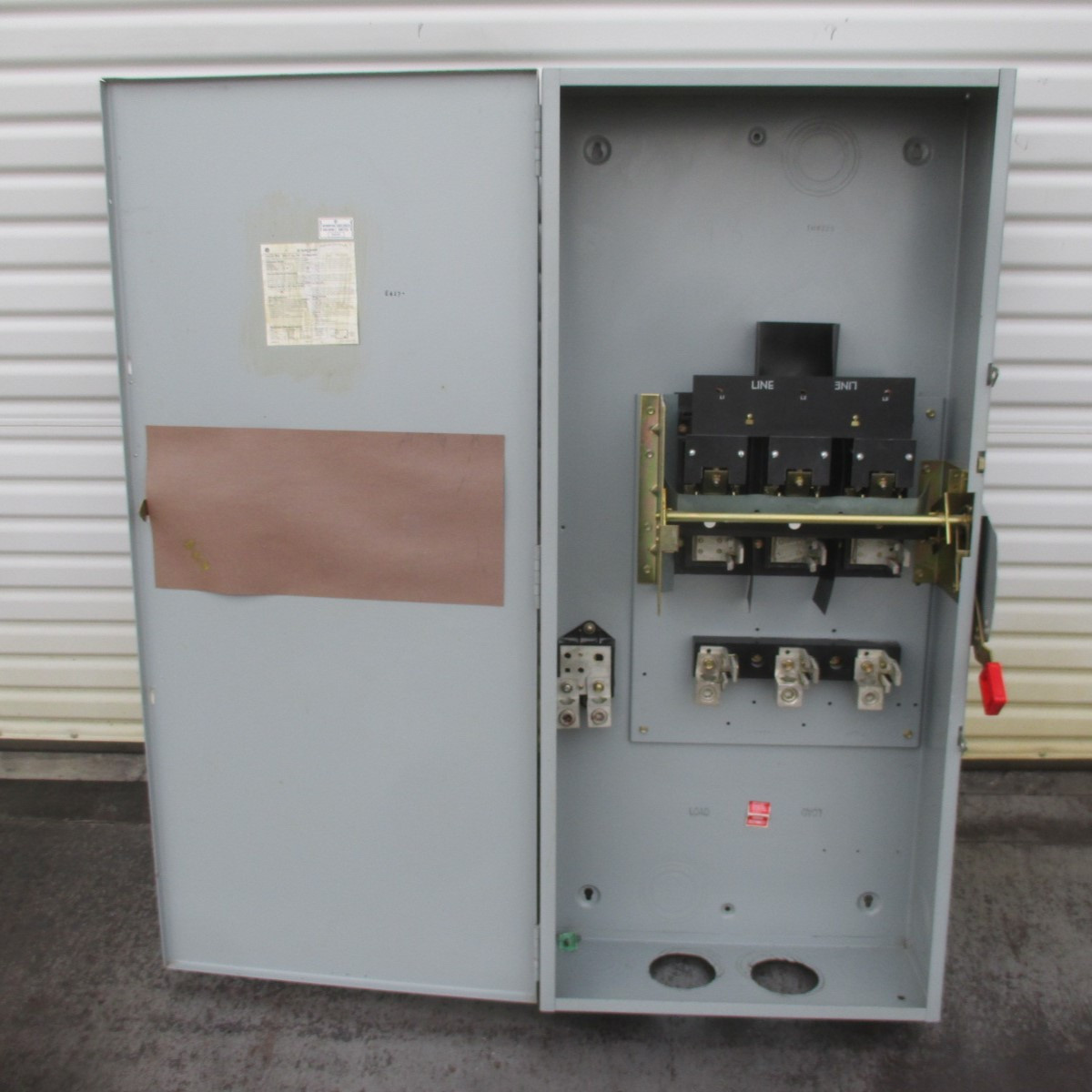 General Electric GE TH4325 400A Model 9 240V Heavy Duty Fusible Safety Switch 4W (AH0561-1)