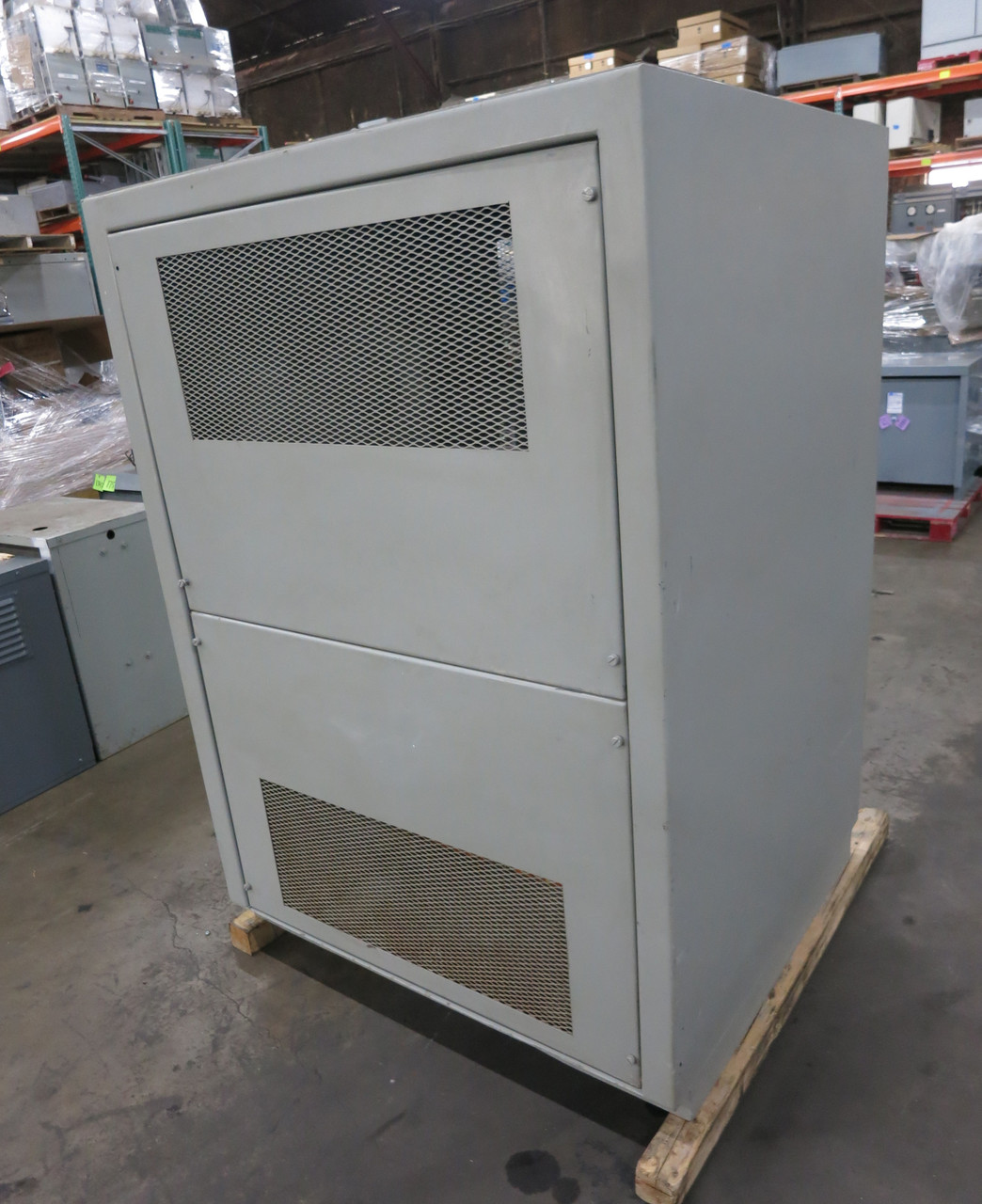 Niagara 500 kVA 4160 Delta to 208Y/120 V 3PH Dry Type Transformer 4160V 208 (DW7126-1)