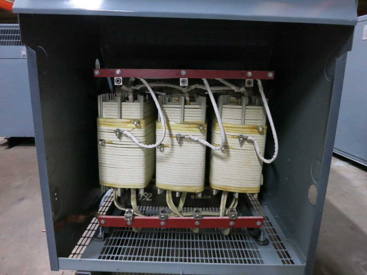 Hammond 145 kVA 460 Delta - 460Y/266 V 3PH Isolation Transformer DM145JJ 460V 3R (DW7125-1)