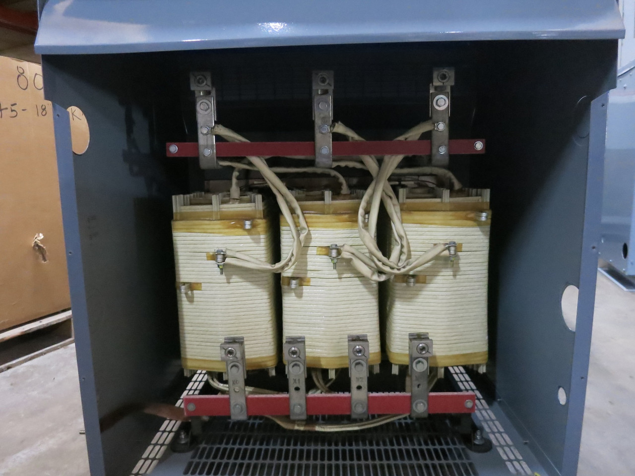 Hammond 175 kVA 460 Delta - 460Y/266 V 3PH Isolation Transformer DM175JJ 460V 3R (DW7124-1)