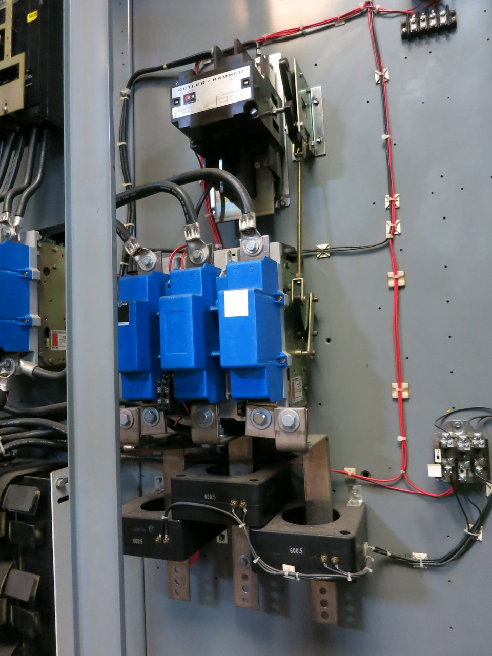 Eaton Size 6 Reduced Voltage Motor Starter 400 HP KST Autotransformer 600A Trip (DW7133-1)