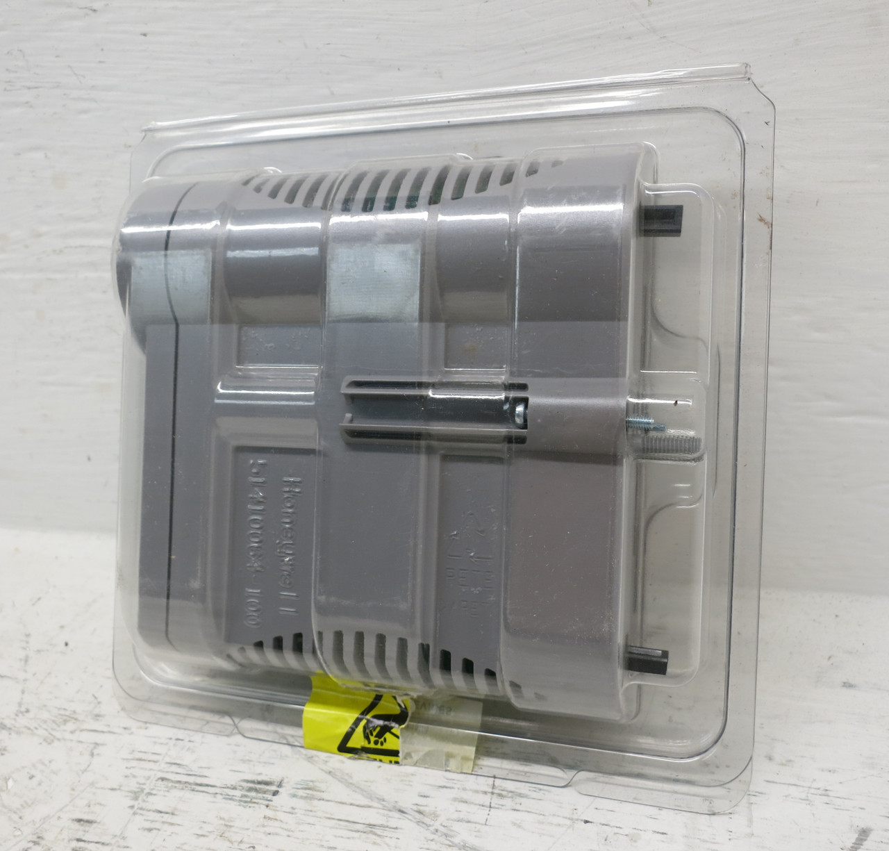 NEW Honeywell CC-PDOB01 Digital Output PLC Module 51405043-175 Experion PKS DCS (DW7145-1)