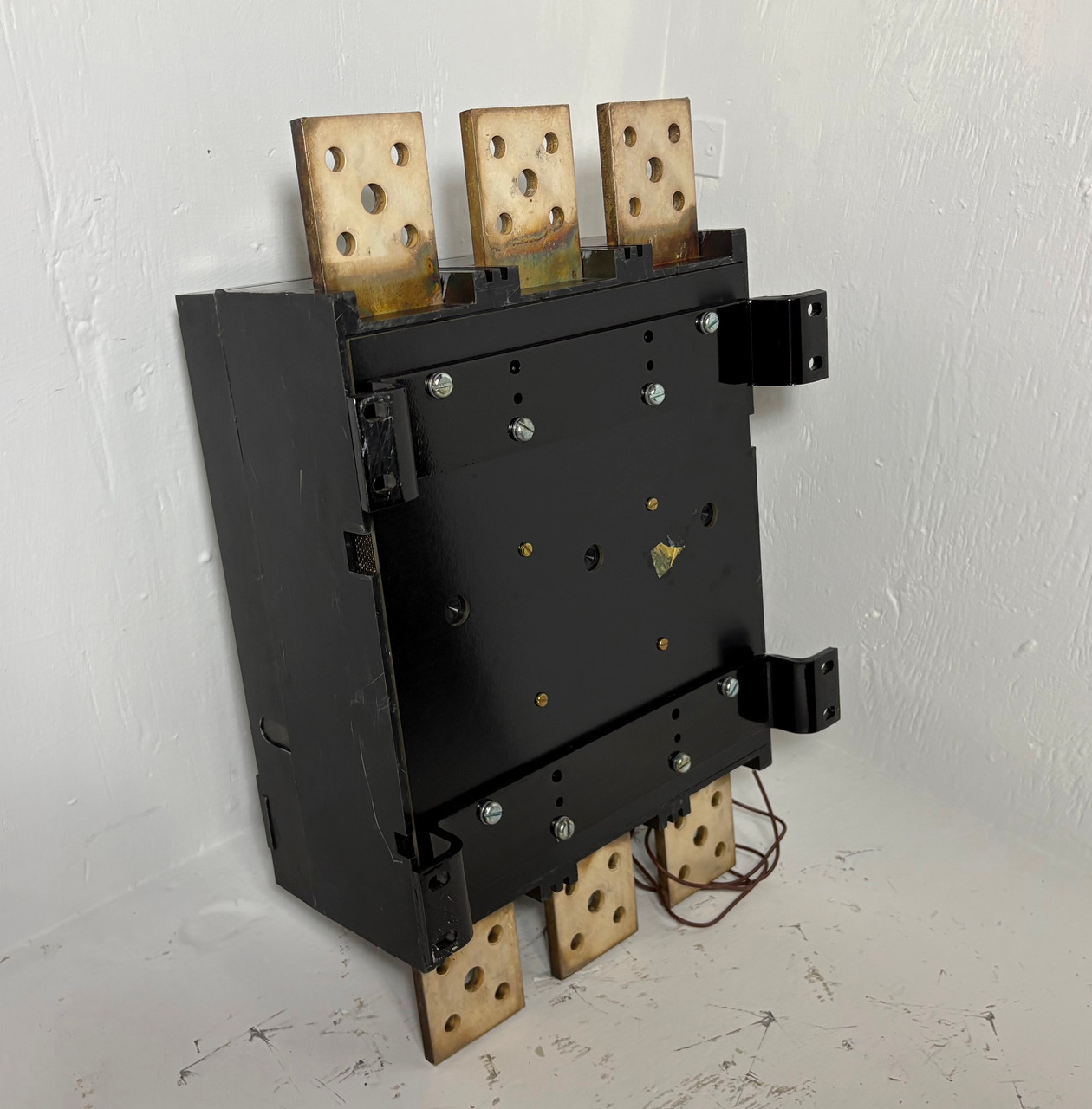 Square D PEF3600001129 2000A Molded Case Switch w/ UV Trip 2000 Amp PAL 600V 3P (EM5467-1)