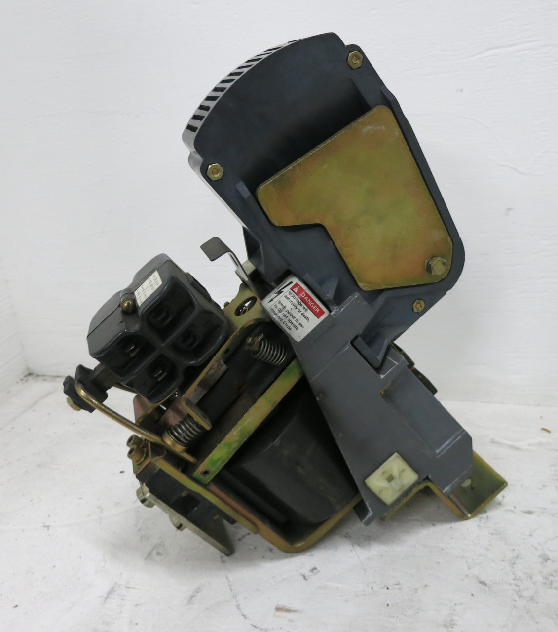 Siemens 14-193-100-582 DC Contactor 125 VDC Coil 14-183-324-501 Type 700 1000A (DW7180-1)