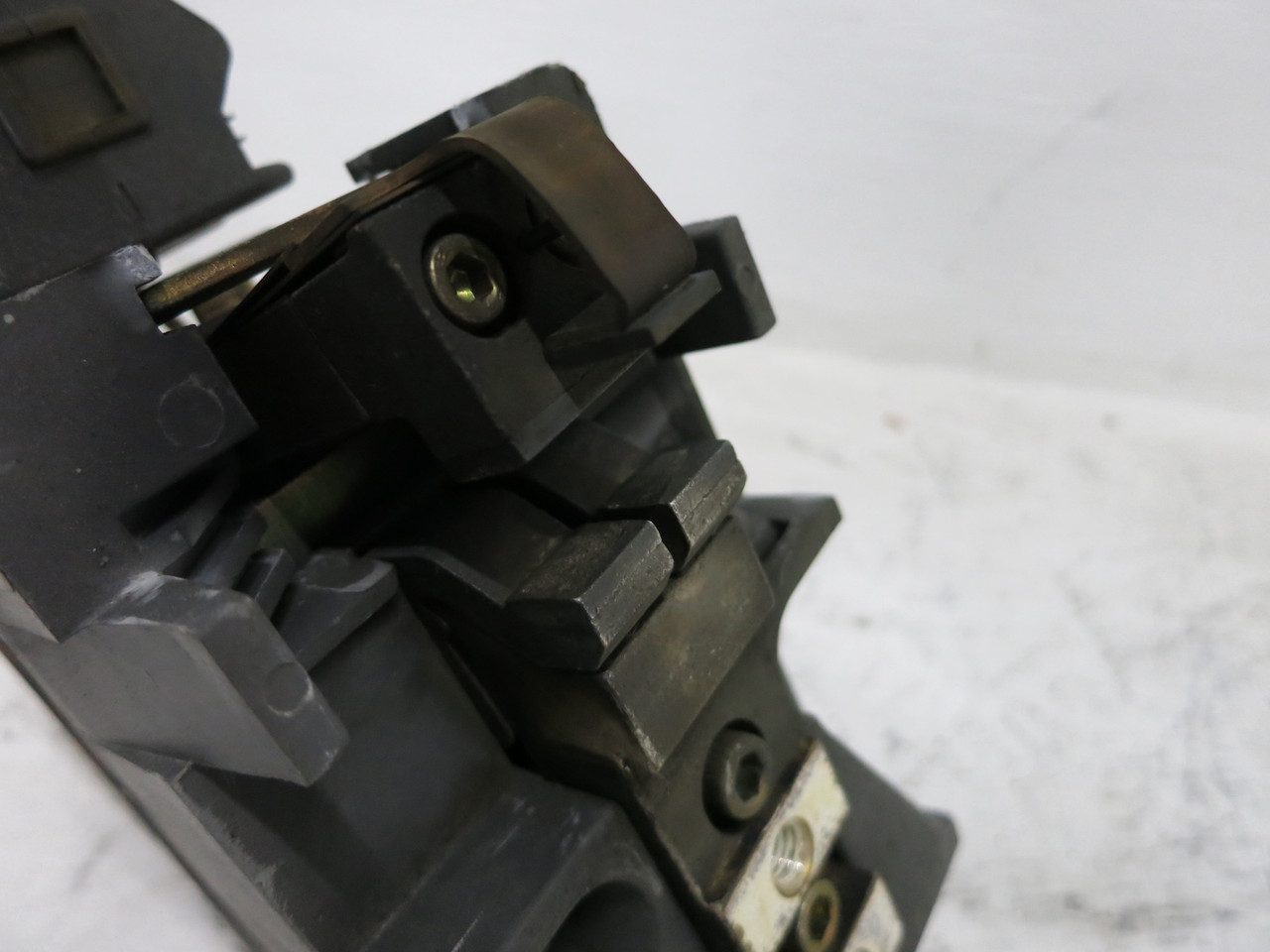 Siemens 14-193-100-582 DC Contactor 125 VDC Coil 14-183-324-501 Type 700 1000A (DW7180-1)