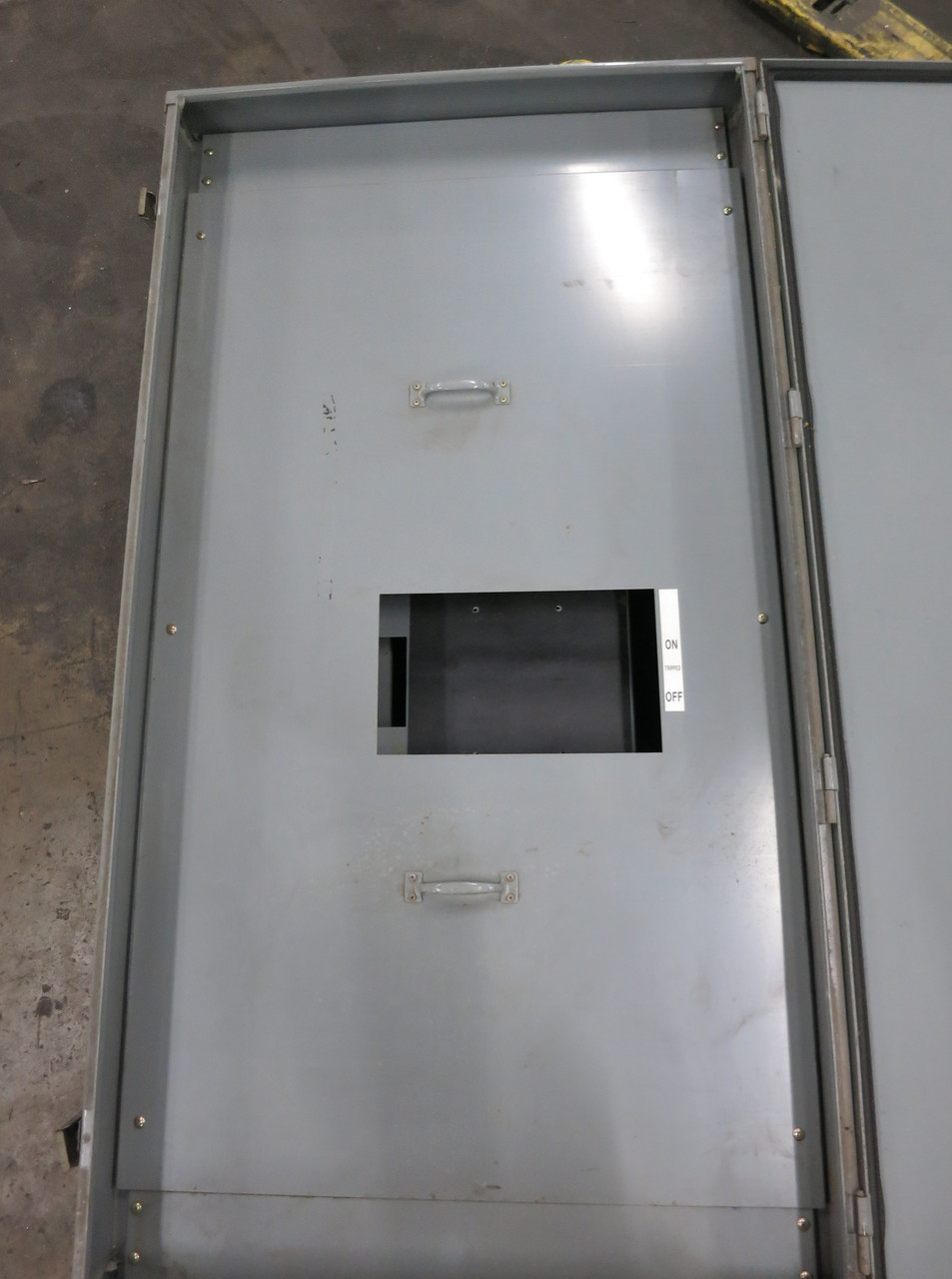 Square D NA1200AWK 1200A Circuit Breaker Enclosure 600V 1200 Amp NA1200 3R 3S 12 (DW7191-1)