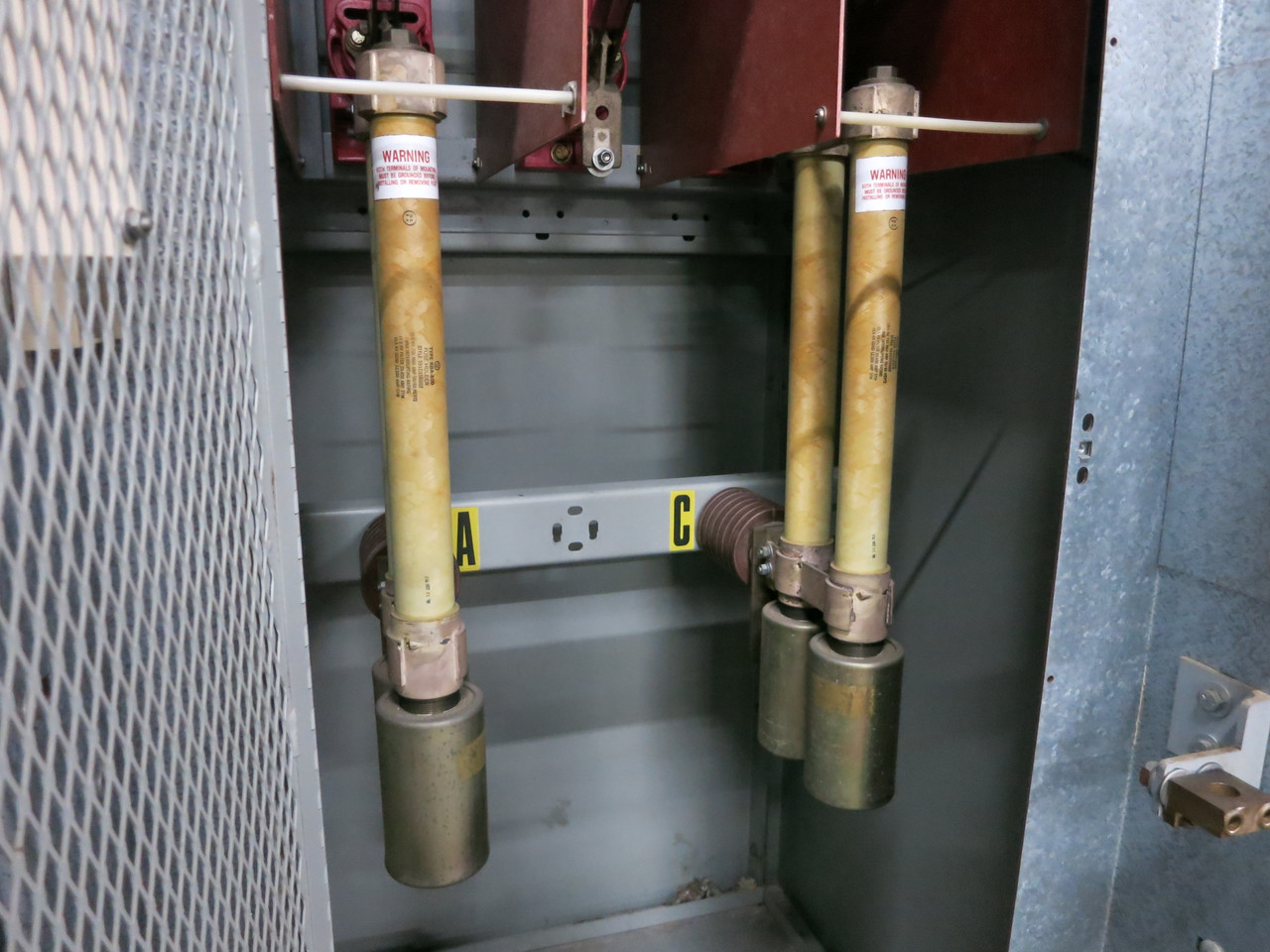 PACS 15kV 600A Load Interrupter Switchgear 600 Amp Switch 15 kV 591C358G02 2P 3R (DW7196-1)