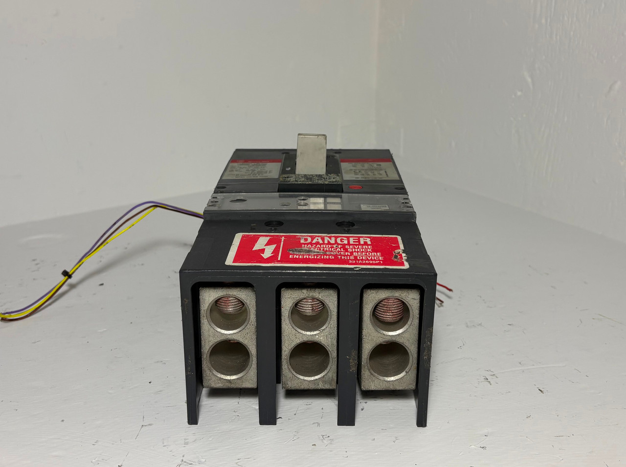 GE SGLB34BB0400 400A Spectra Circuit Breaker 350 Amp Plug & Aux General Electric (EM5492-2)