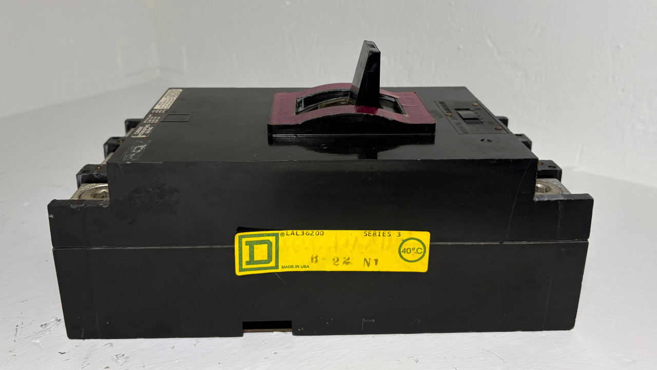 Square D LAL36200 200A Circuit Breaker Black 480/600V Type LAL 3 Pole 200 Amp (EM5493-1)