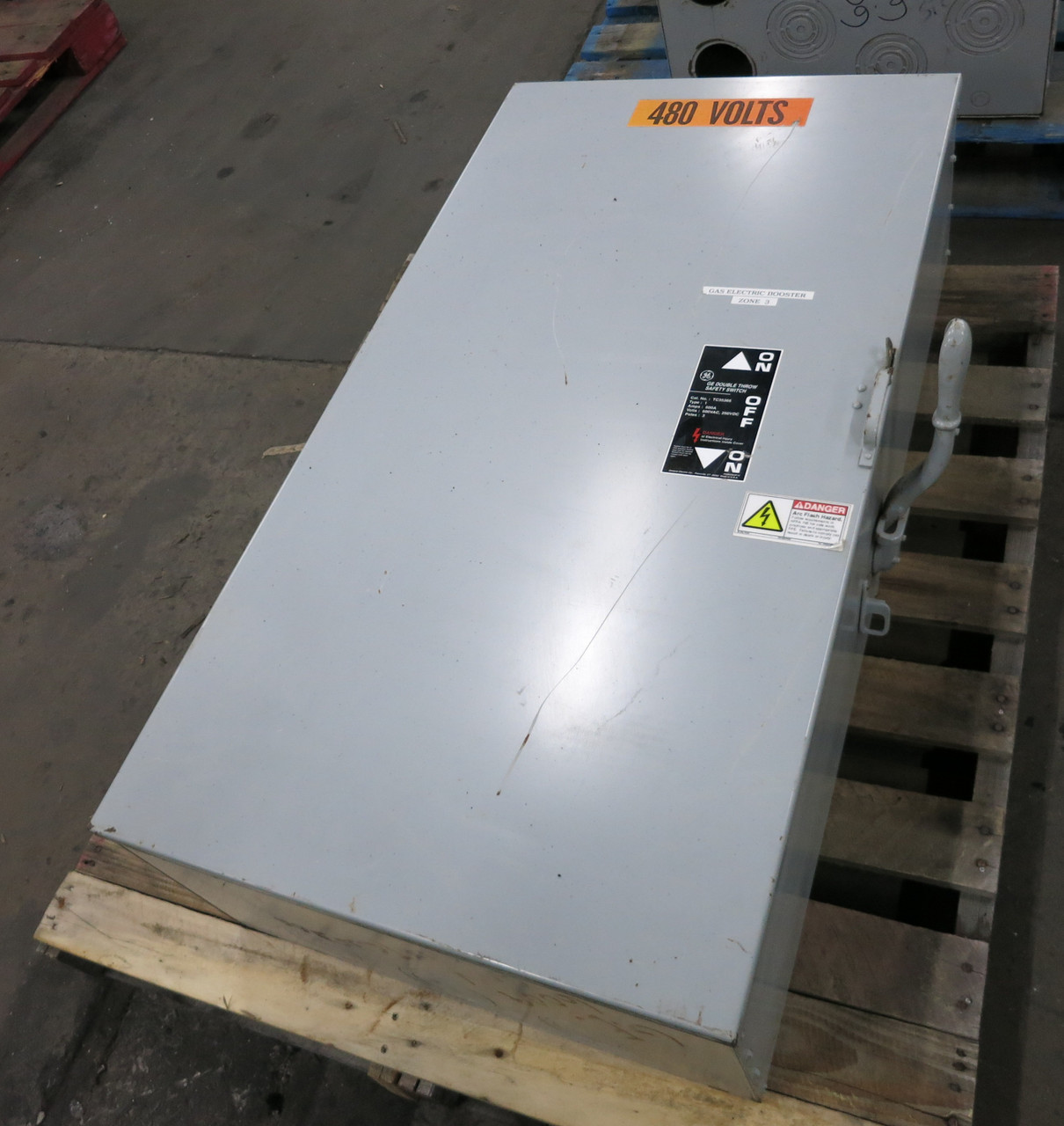 GE TC35366 600A 600V Double Throw Safety Switch 600 Amp Manual Transfer 480V 8 (DW7219-1)