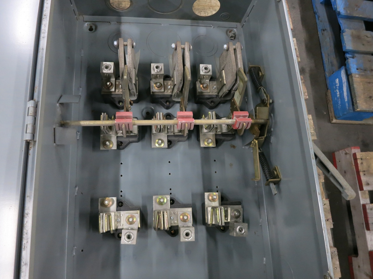 Square D A86345 T5 400A 600V Fusible Heavy Duty Safety Switch Disconnect 400 Amp (DW7222-1)