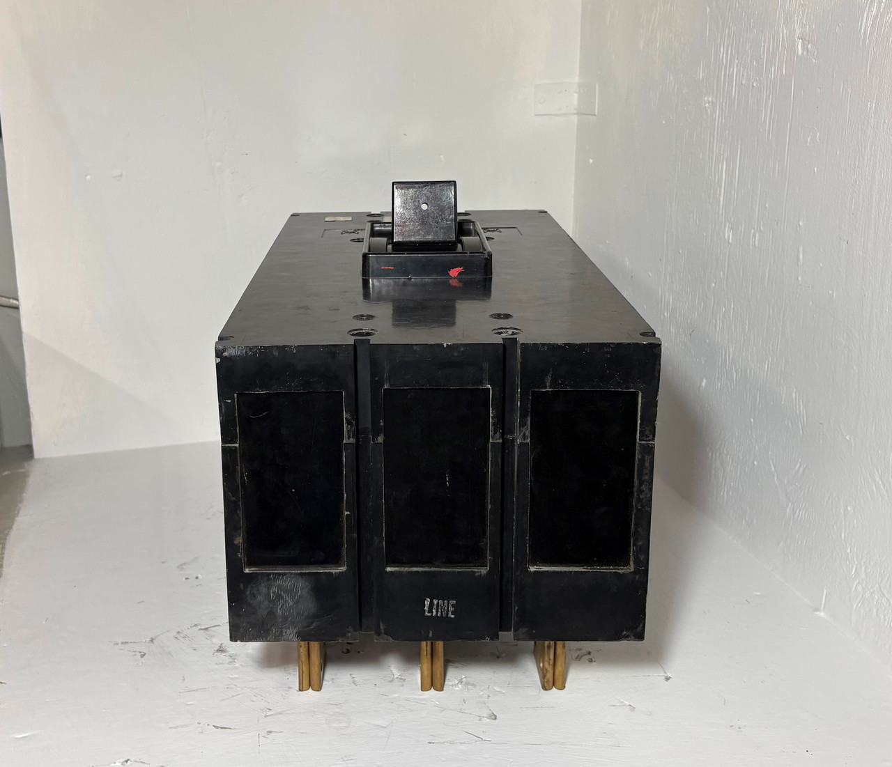 Westinghouse PA32000F 2000A Circuit Breaker w/ 1200 Amp Trip PA Frame PA31200 (EM5501-1)