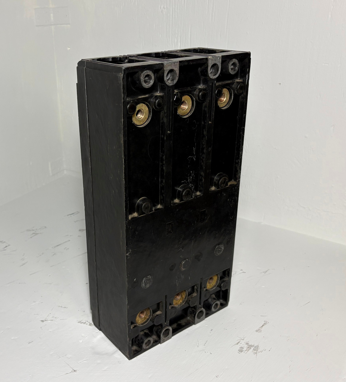 Square D MA3800F 800A Type MA Circuit Breaker w/ 400 Amp Trip 600V 3P MA-3800-F (EM5504-1)