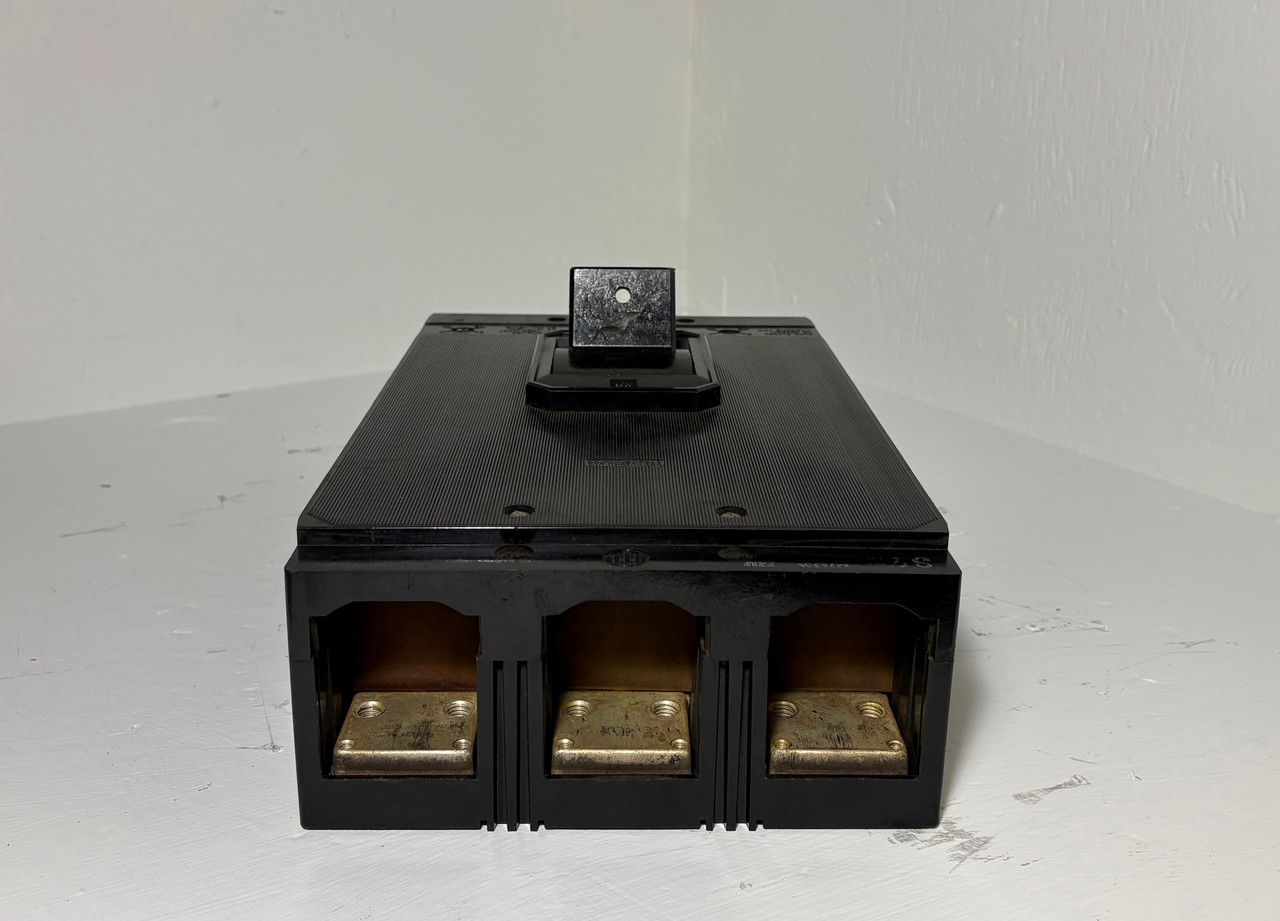 ITE KM3B600 600A Circuit Breaker w/ 600 Amp Trip KM3T600 Type ET 600V 3P I-T-E (EM5505-1)