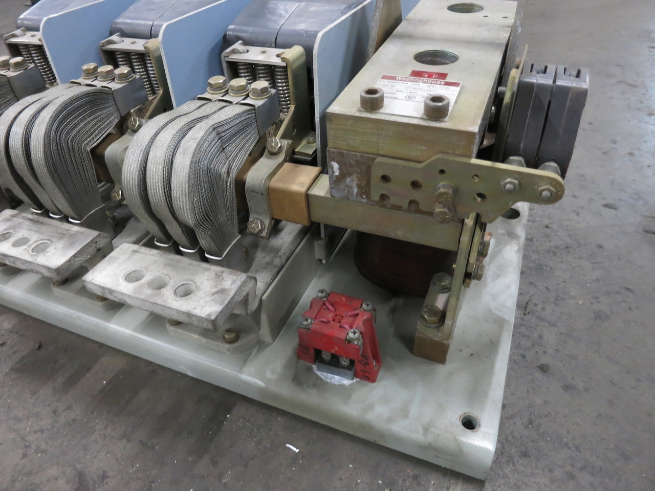 Westinghouse 455A586G03 Size 8 GPD-830 AC Motor Contactor 438C805G10 Coils (DW7230-3)