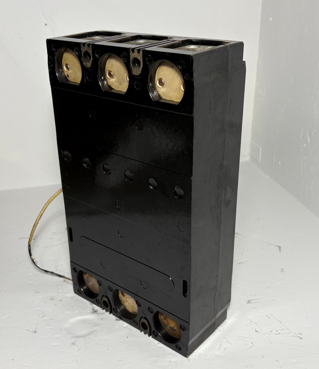 ITE Gould KM3-S80000-U01 800A Circuit Breaker w Shunt KM3S80000U01 800 Amp I-T-E (EM5509-3)