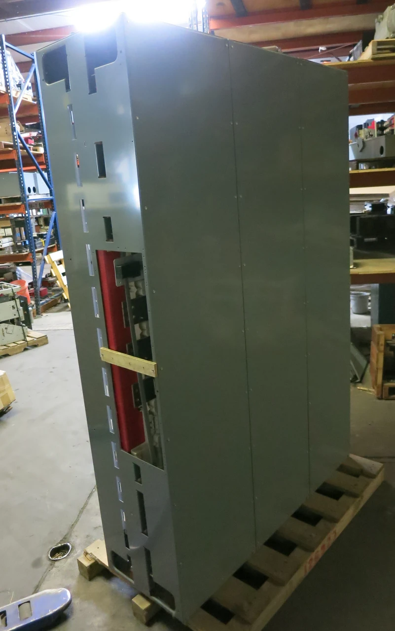 NEW Allen Bradley Centerline 2100 1200/300A 3x MCC Section Motor Control Center (DW7239-3)