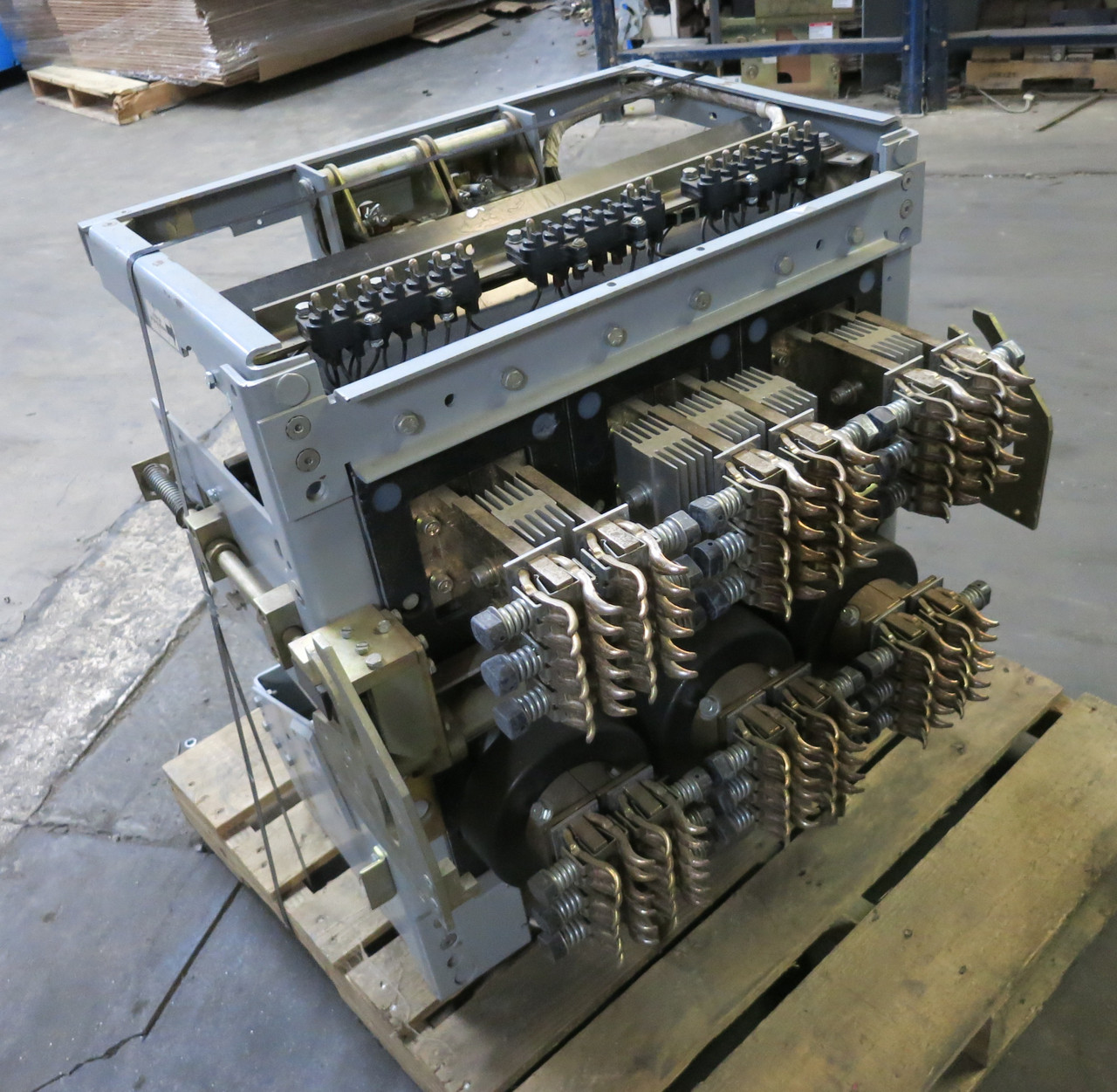 GE AKR-8D-100 4000A Air Breaker LSG MicroVersaTrip PM A440LSGPM 4000 Amp MO (DW7237-1)