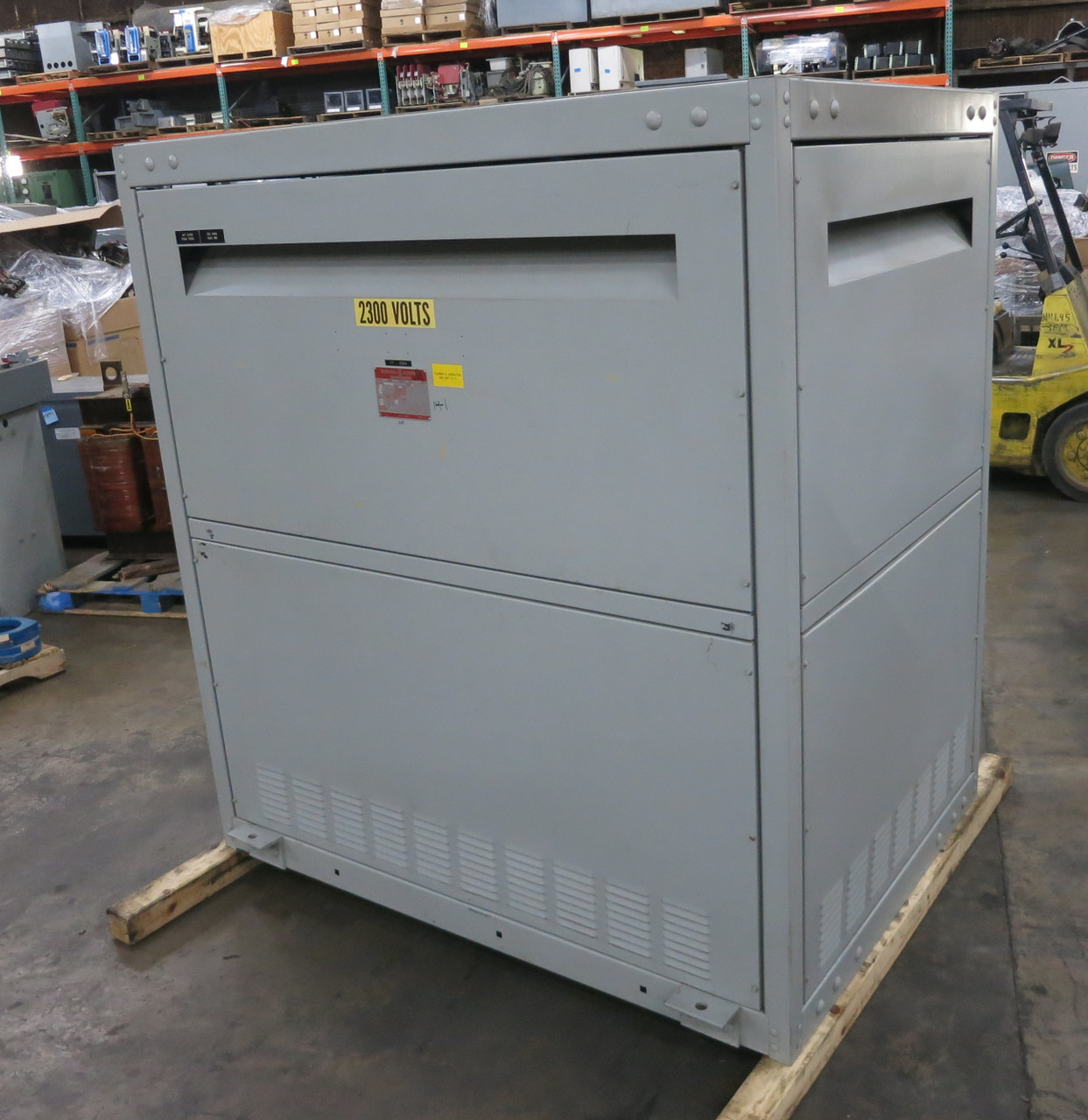 Image of GE 880 kVA 2300 Delta to 460Y/266 V 3PH Dry Type Transformer 9T25C5833 2300V 460