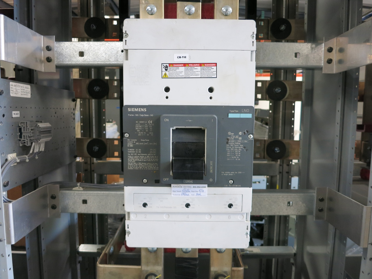 Siemens 1200A SB3 Tie-Breaker Switchgear 480/277 LNY3B120 LNG 1200 Amp 3PH 4W (DW7310-1)