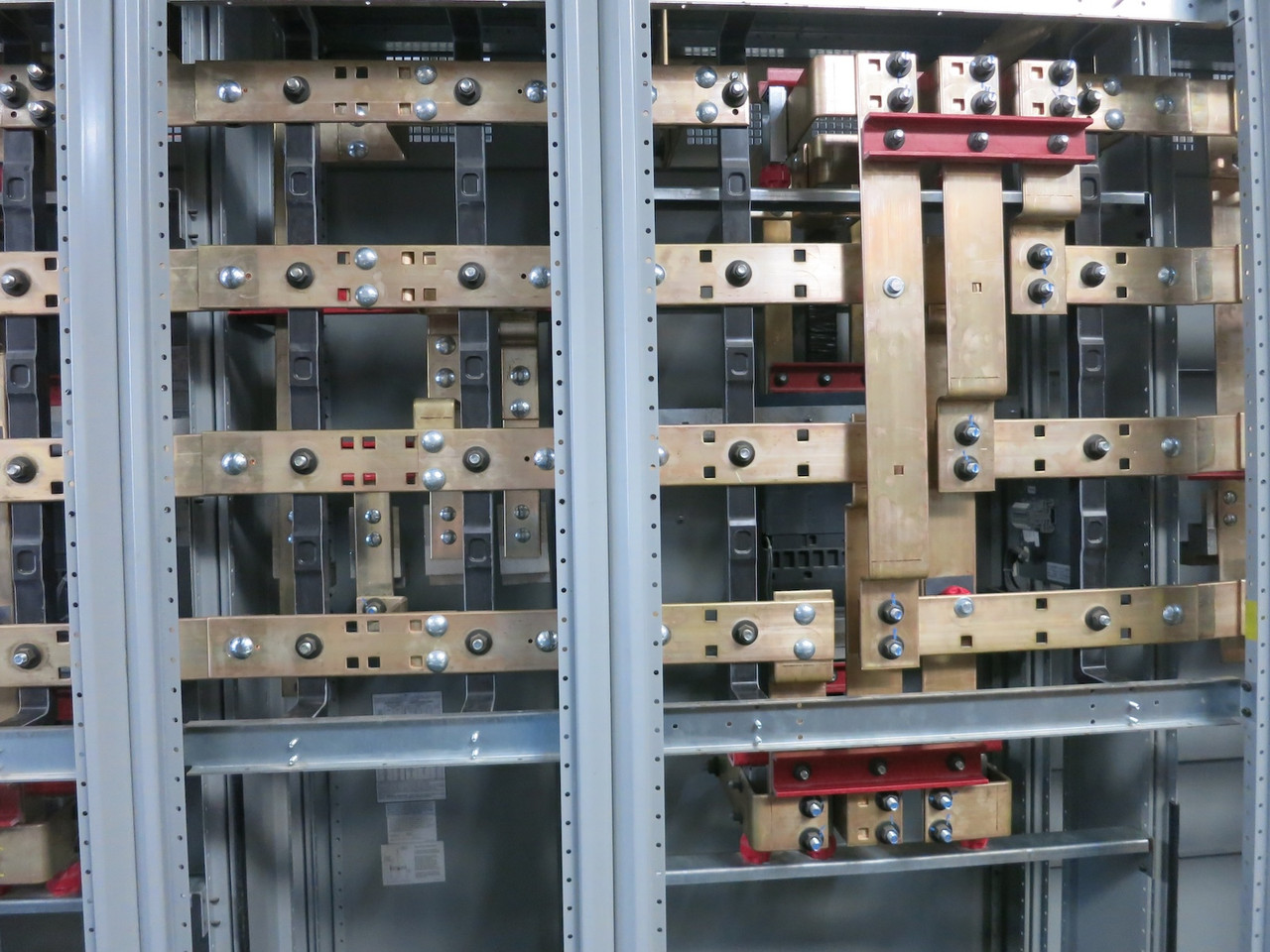 Siemens 1200A SB3 Tie-Breaker Switchgear 480/277 LNY3B120 LNG 1200 Amp 3PH 4W (DW7310-1)