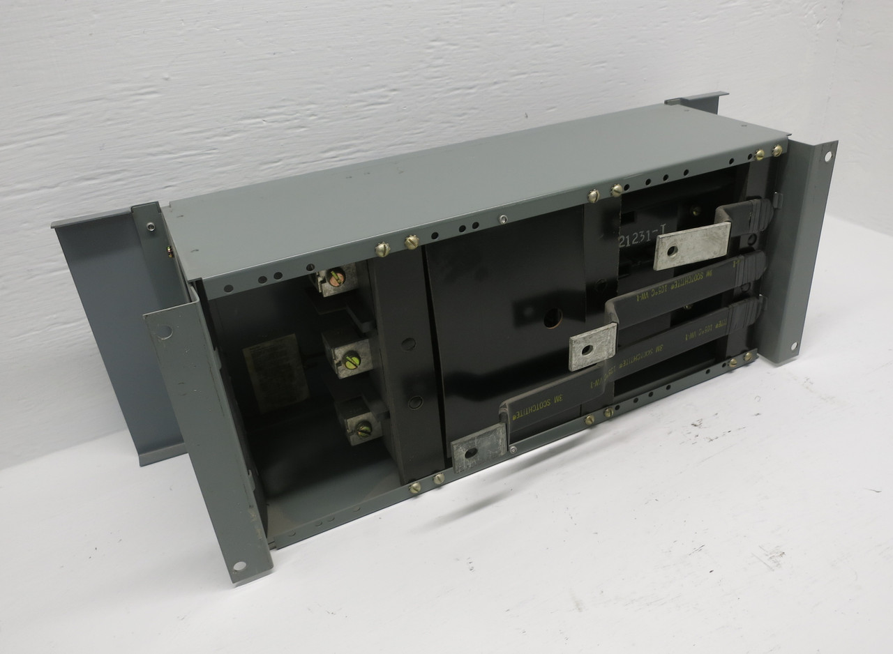Westinghouse FDPS324R 200A 240V Fusible Panelboard Switch FDP 200 Amp w Hardware (DW7311-24)