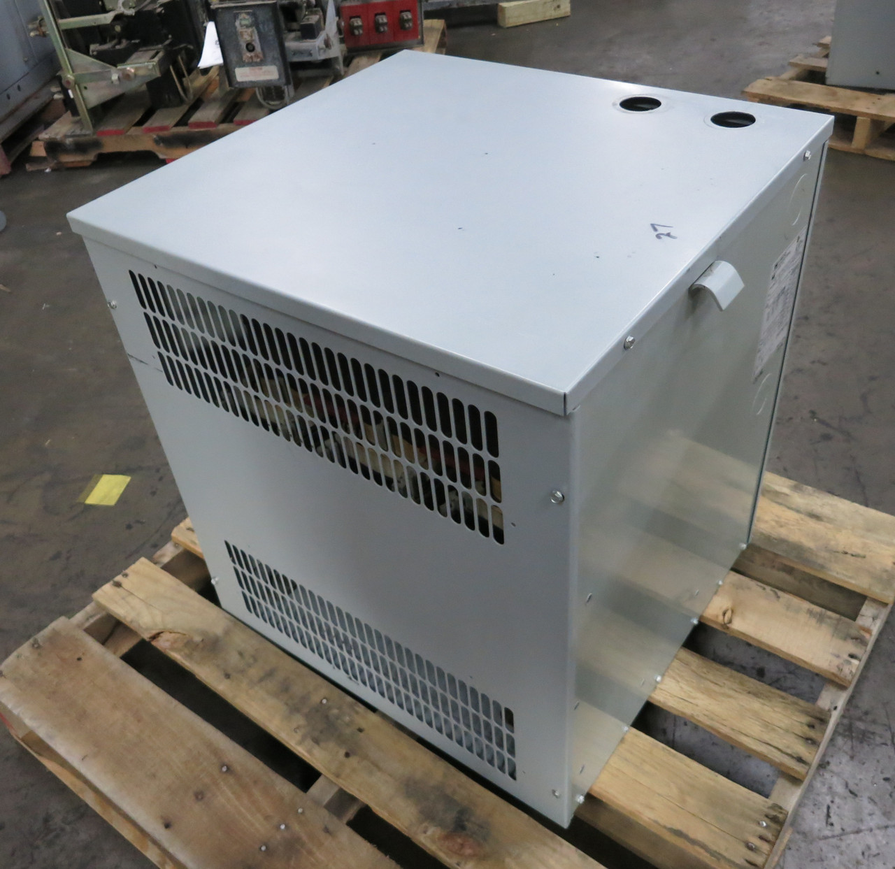 Hammond 27 kVA 460 Delta - 460Y/266 V 3PH Isolation Transformer D027JJMF1TH 460V (DW7332-2)