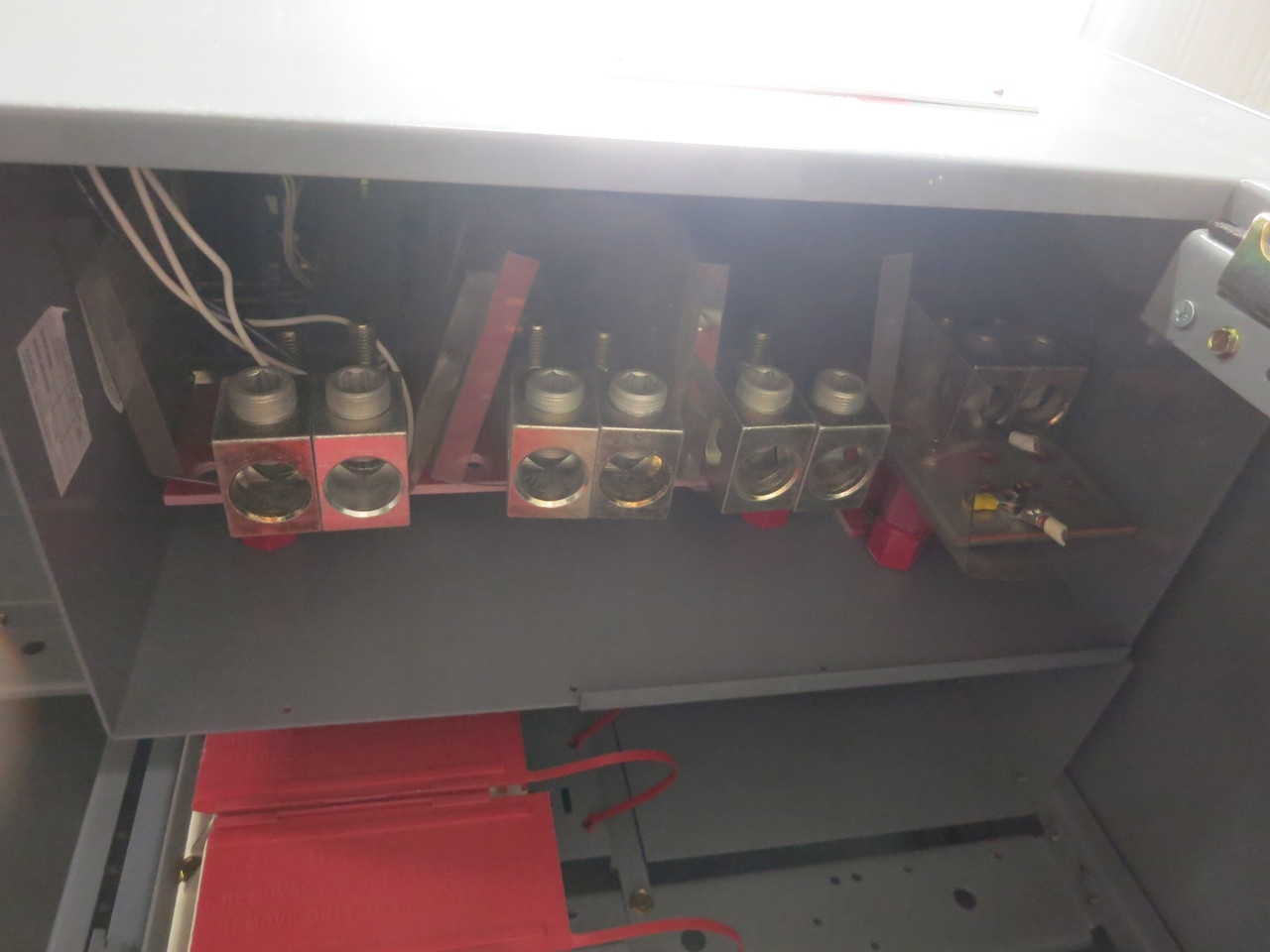 Square D Model 6 600/300 Amp MCC Motor Control Center 6x Section 480V 600A 300A (DW7327-1)