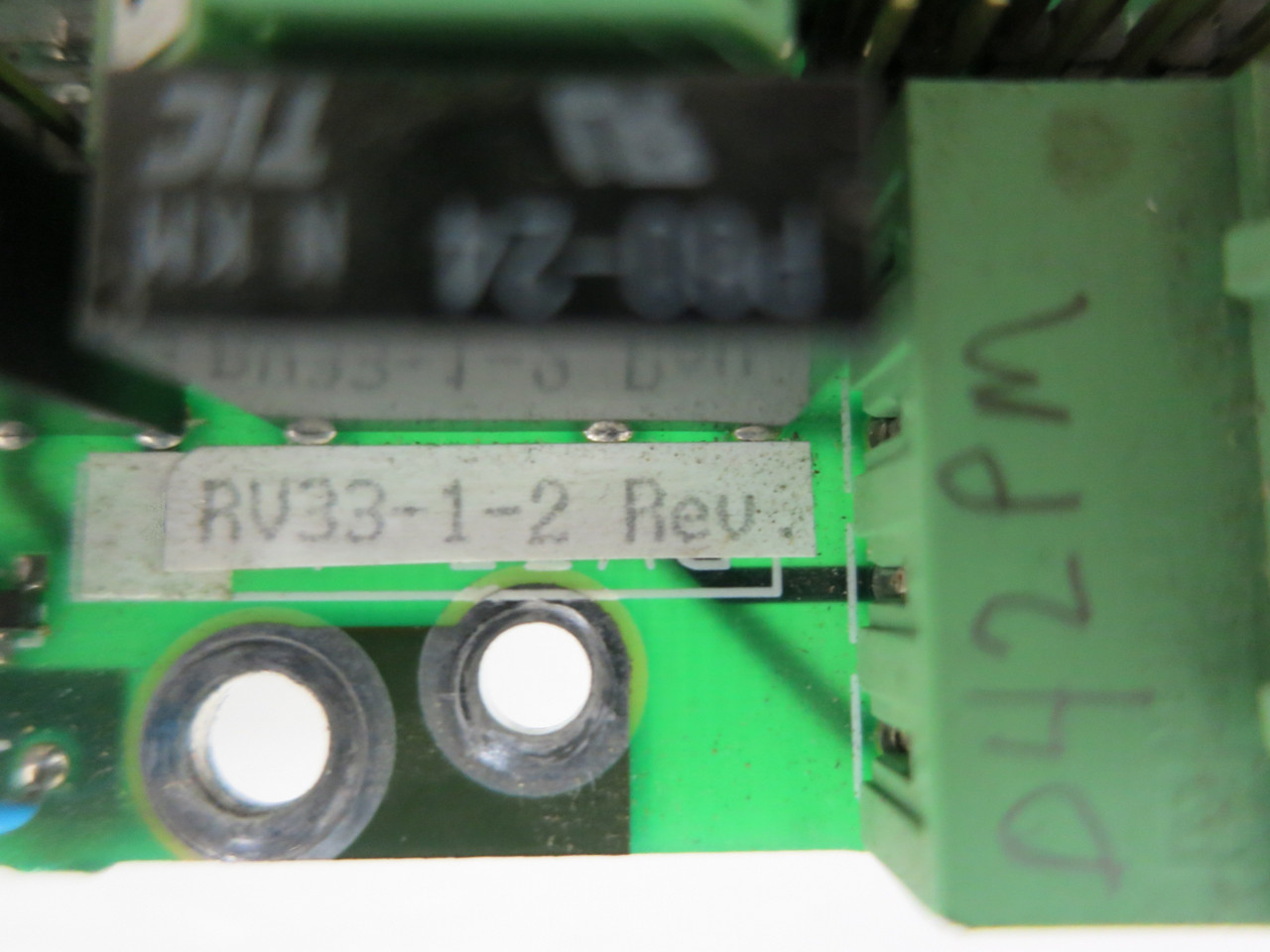 GE RV33-1-2 VS Drive Control Regulation Board AV-300i Inverter I/O Card AV300i (DW7346-10)