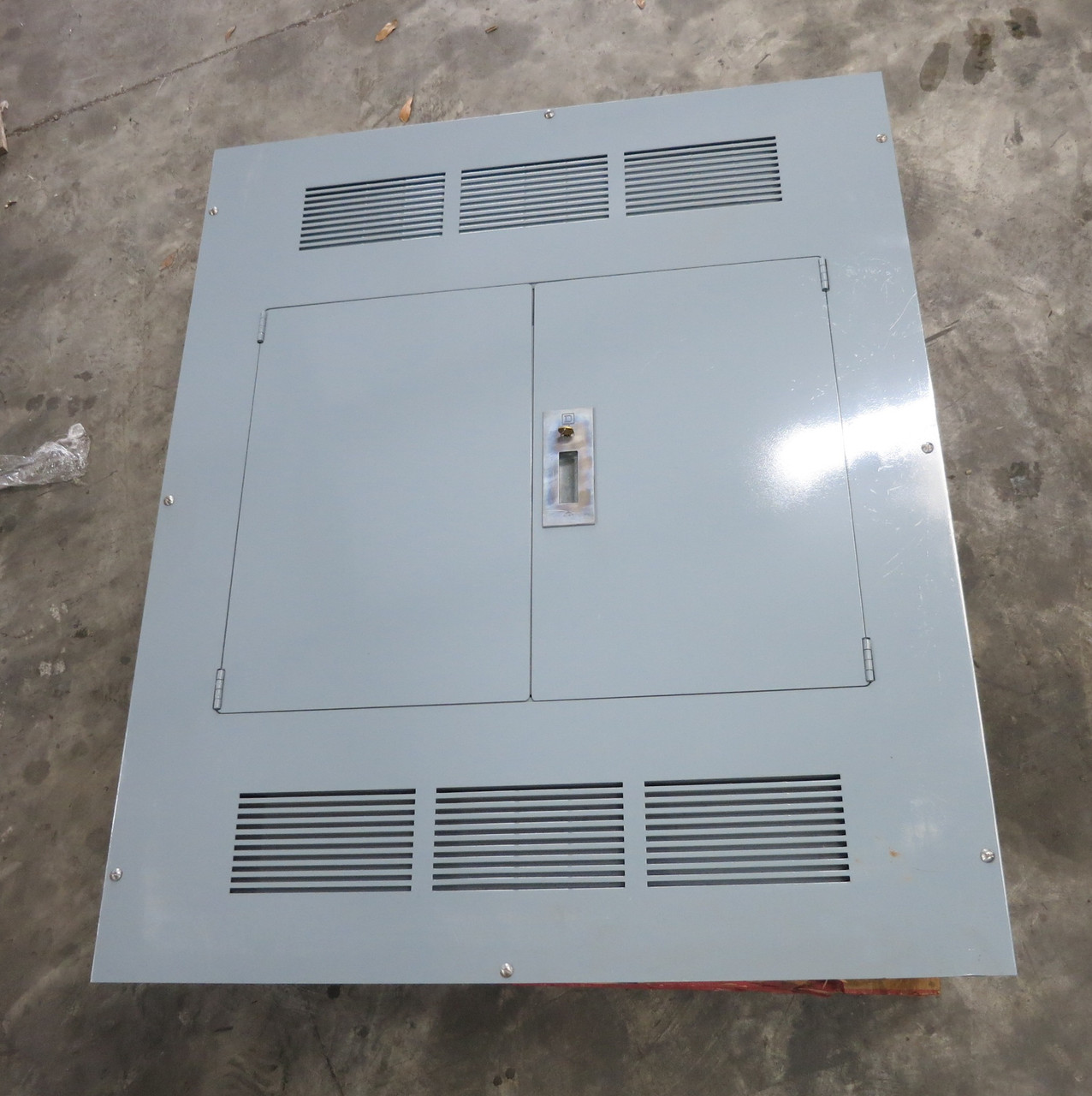 Square D I-Line HCWM145012N 1200A 600V Breaker Panel Board 3PH 4W 1200 Amp MLO (DW7362-1)