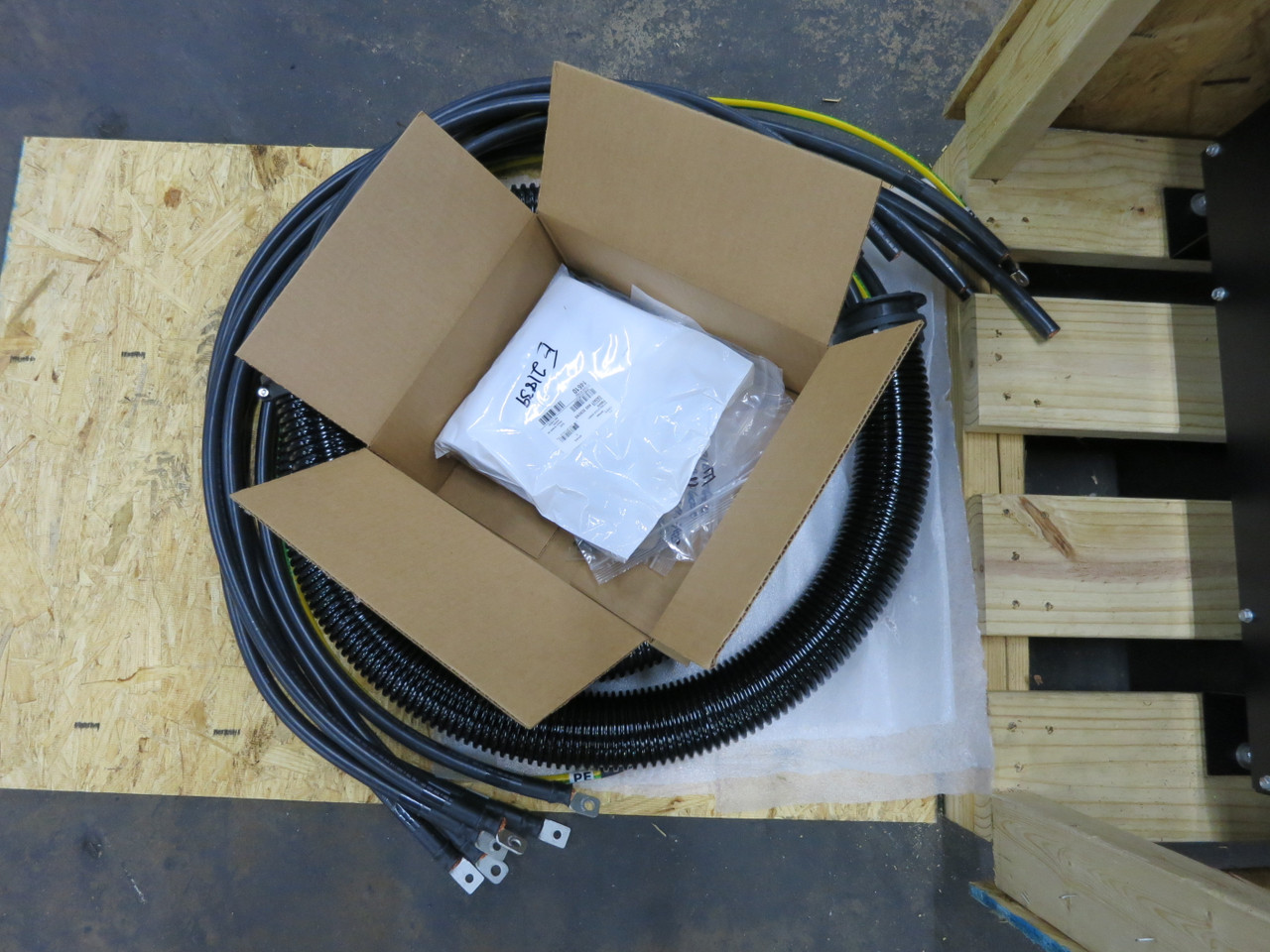 NEW V&F 75 kVA 208/240/480 Delta to 208Y/120 V 3PH Transformer 208V 240V 480V (DW7370-2)