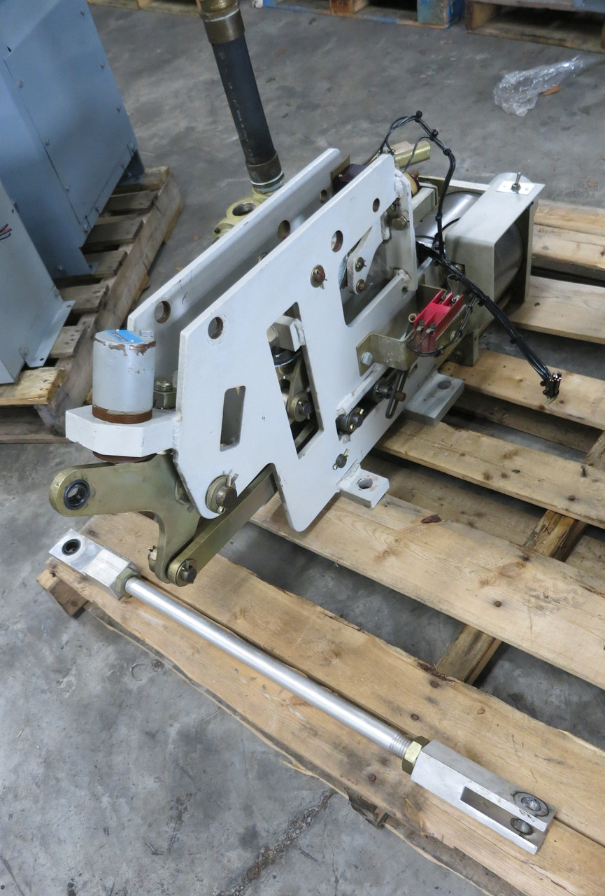 Siemens Type SA-7 Pneumatic Reclosing Mechanism SP Circuit Breaker SF6 Recloser (DW7375-1)