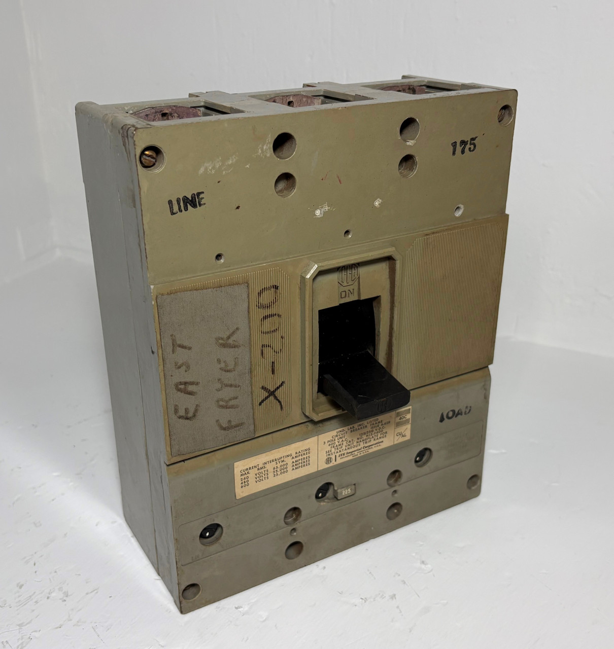 I-T-E Siemens HJ3F400 400A Circuit Breaker w/ 225 Amp Trip 600V HJ3-F400 HJ3T225 (EM5535-2)