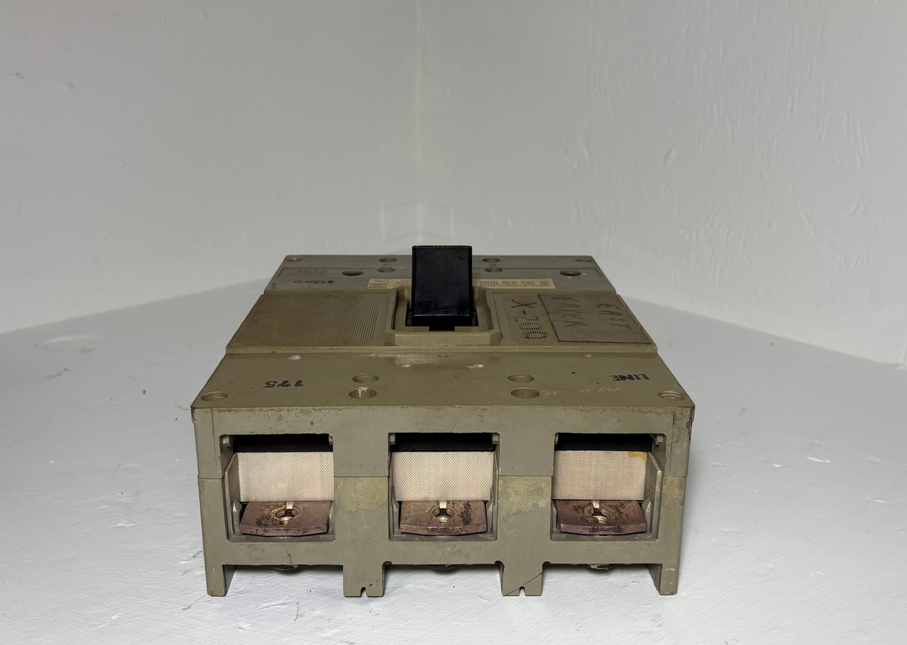 I-T-E Siemens HJ3F400 400A Circuit Breaker w/ 225 Amp Trip 600V HJ3-F400 HJ3T225 (EM5535-2)