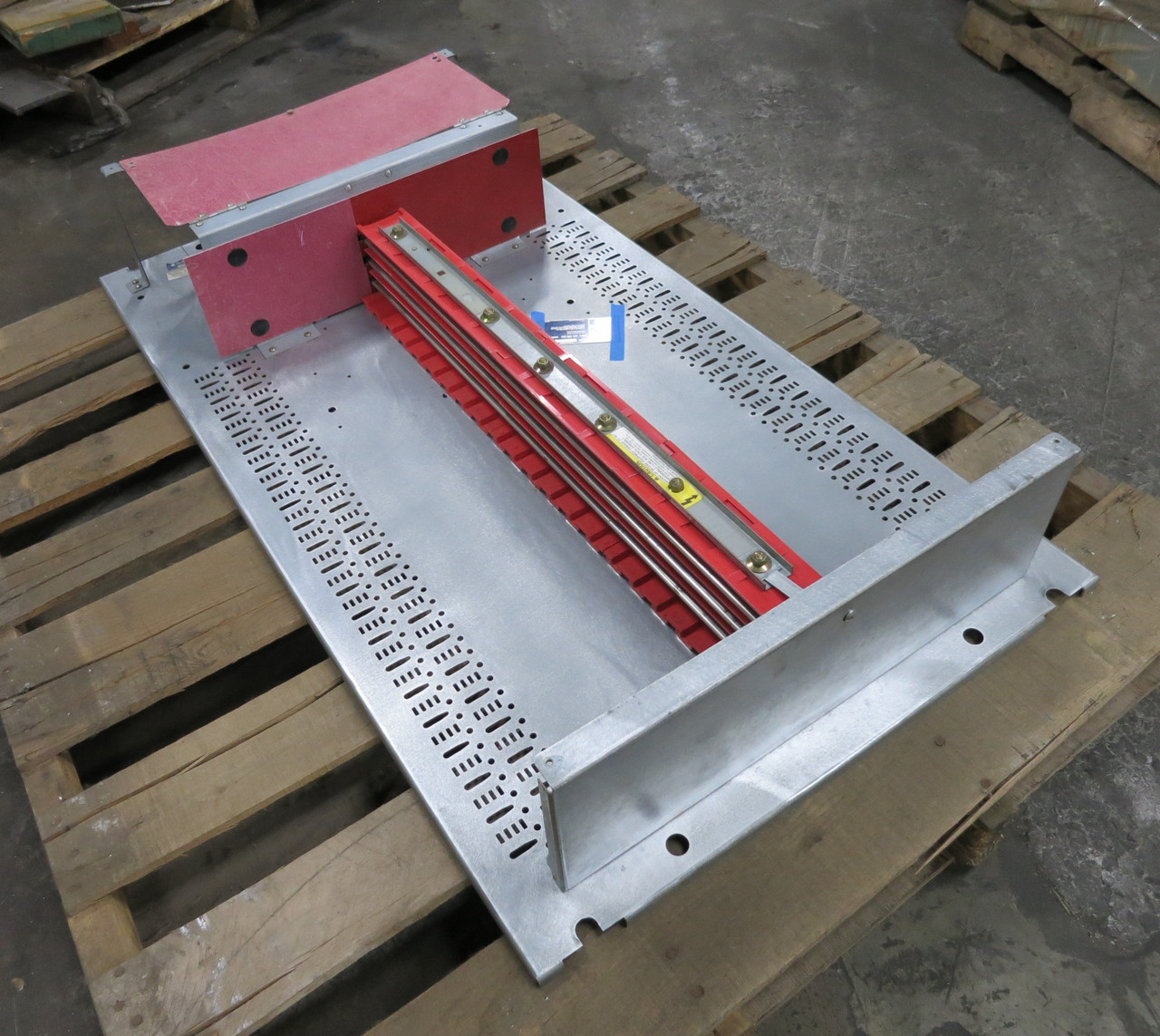 NEW Square D 400A 600V HCM I-Line Panel Board Interior MLO 3PH 3W 400 Amp (DW7403-1)