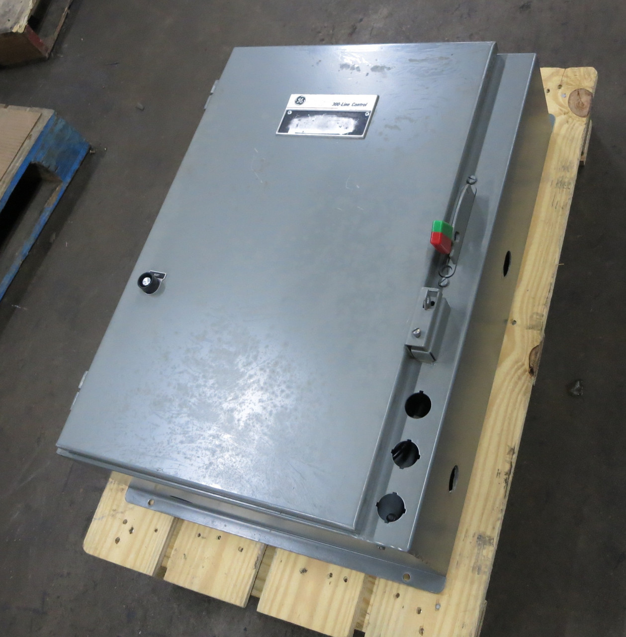 GE Size 3 Starter 100A Fusible Combination Combo Box 100 Amp CR308E2052WAATAA (DW7400-1)