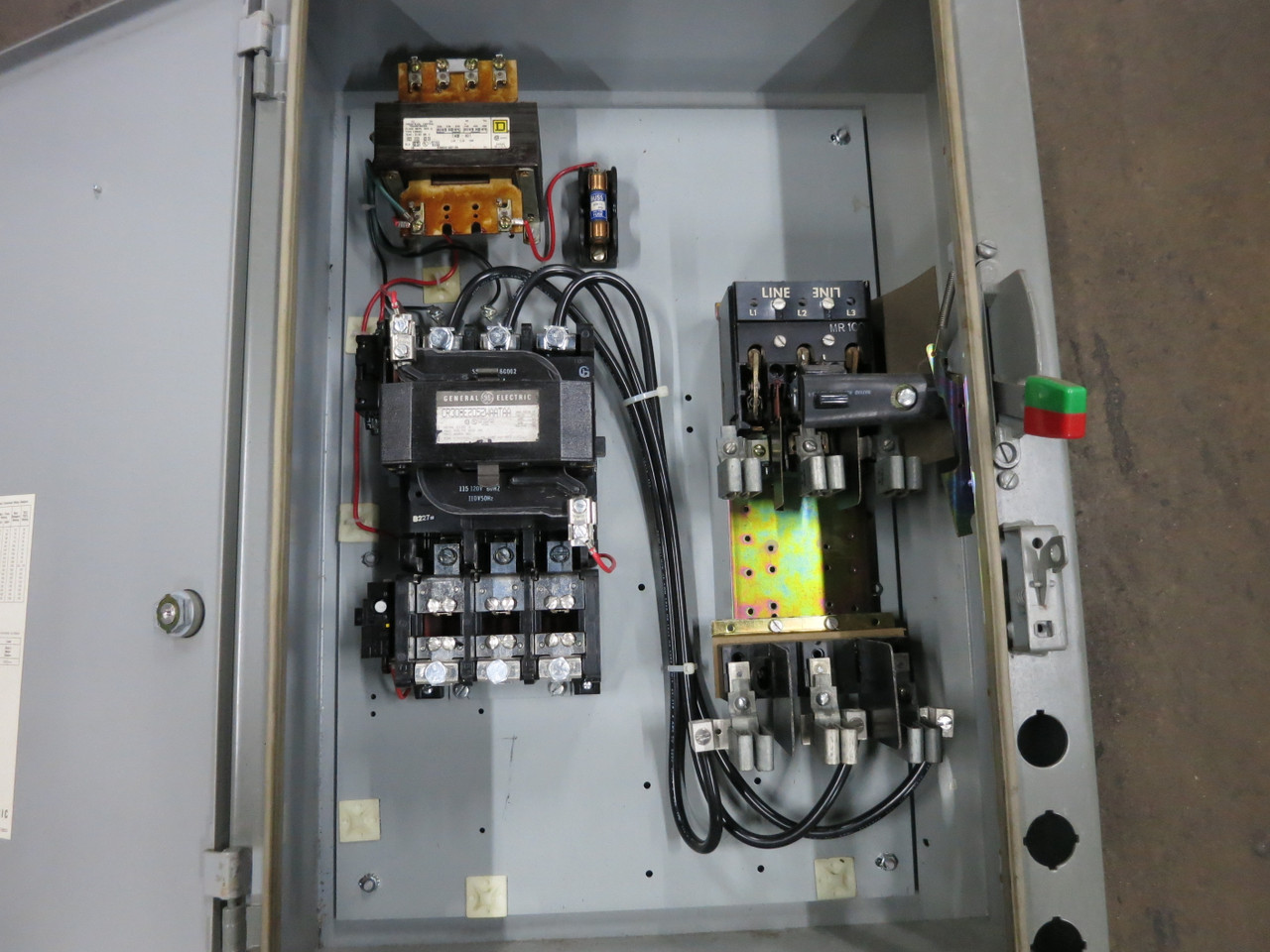 GE Size 3 Starter 100A Fusible Combination Combo Box 100 Amp CR308E2052WAATAA (DW7400-1)